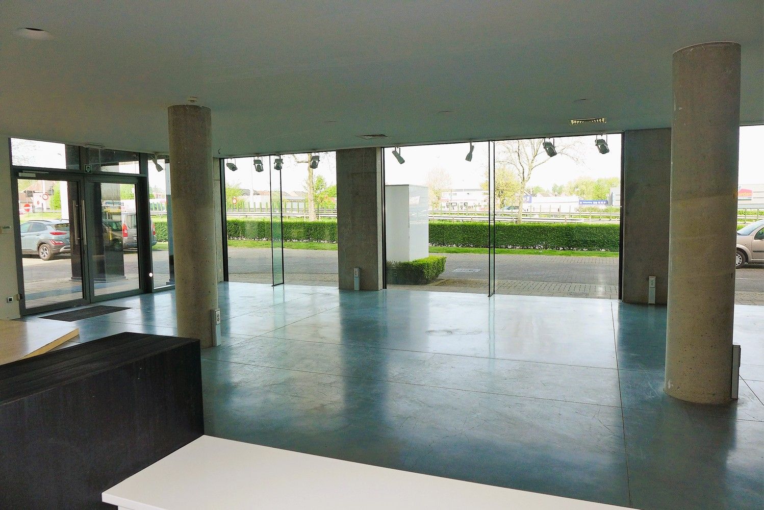 578m² Kantoren/showroom foto 23