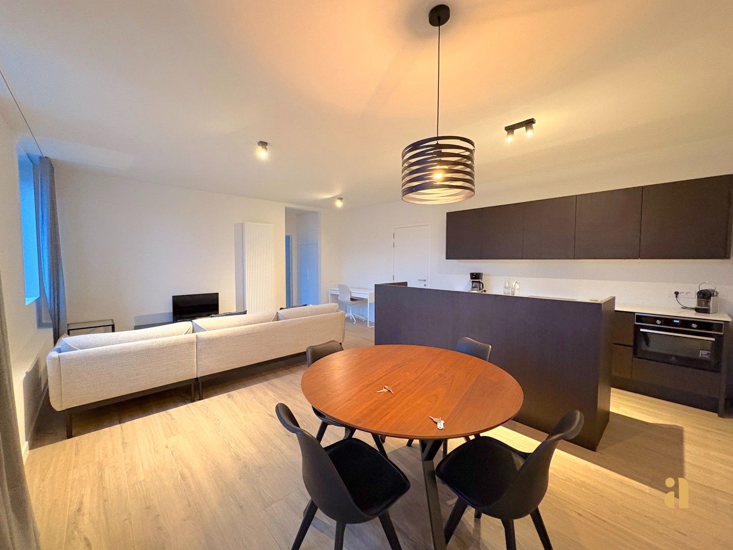 Luxueus gemeubeld appartement te huur foto 4