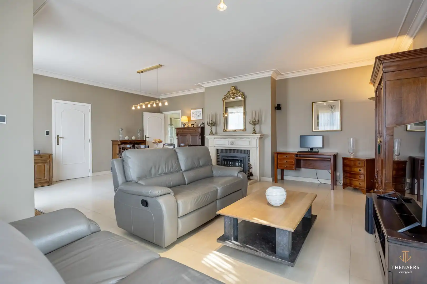 Statige villa met gelijkvloers wooncomfort op een toplocatie in Zonhoven. foto 4