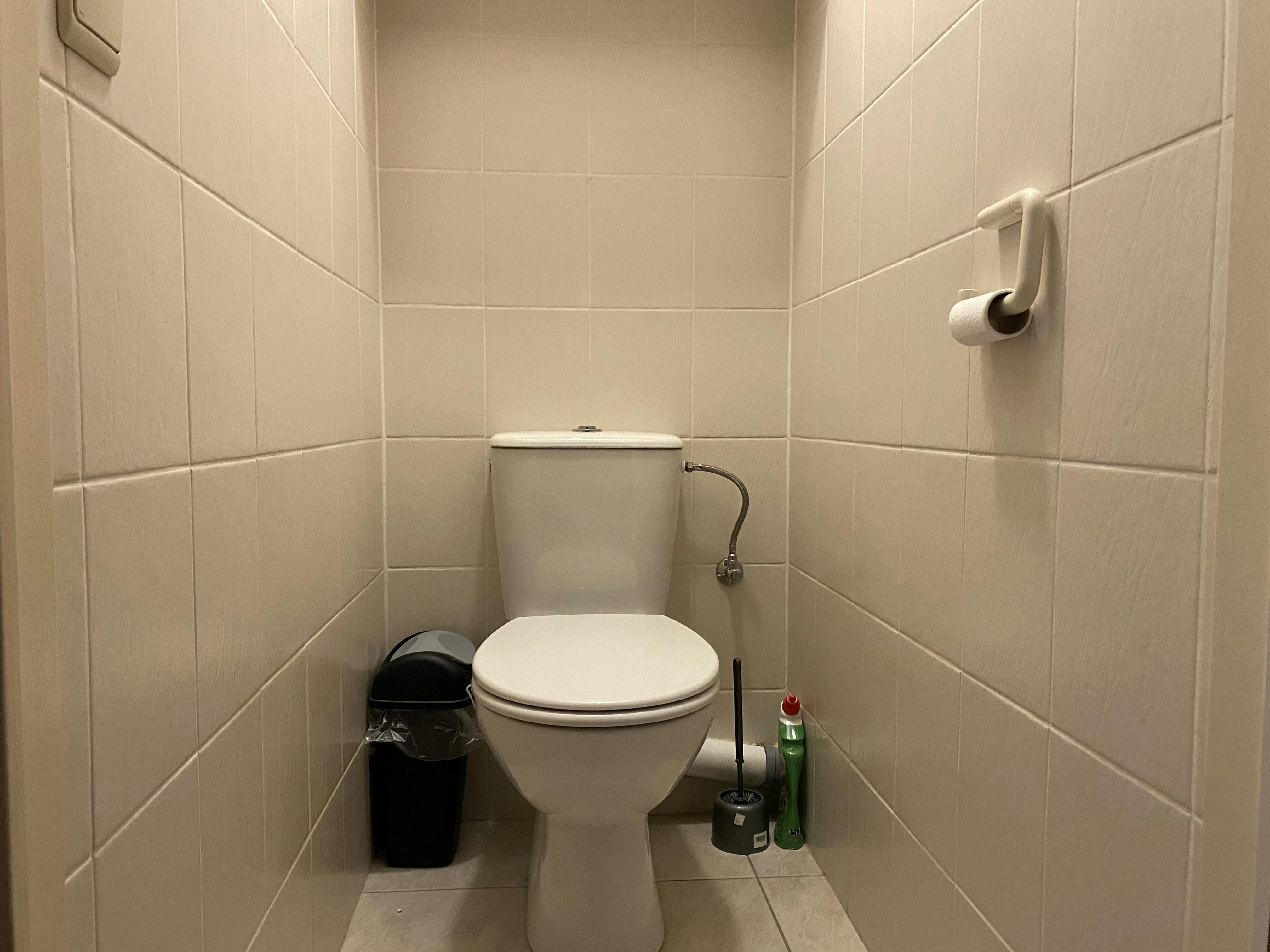 Twee slaapkamer appartement nabij het centrum van Zwijndrecht foto 14