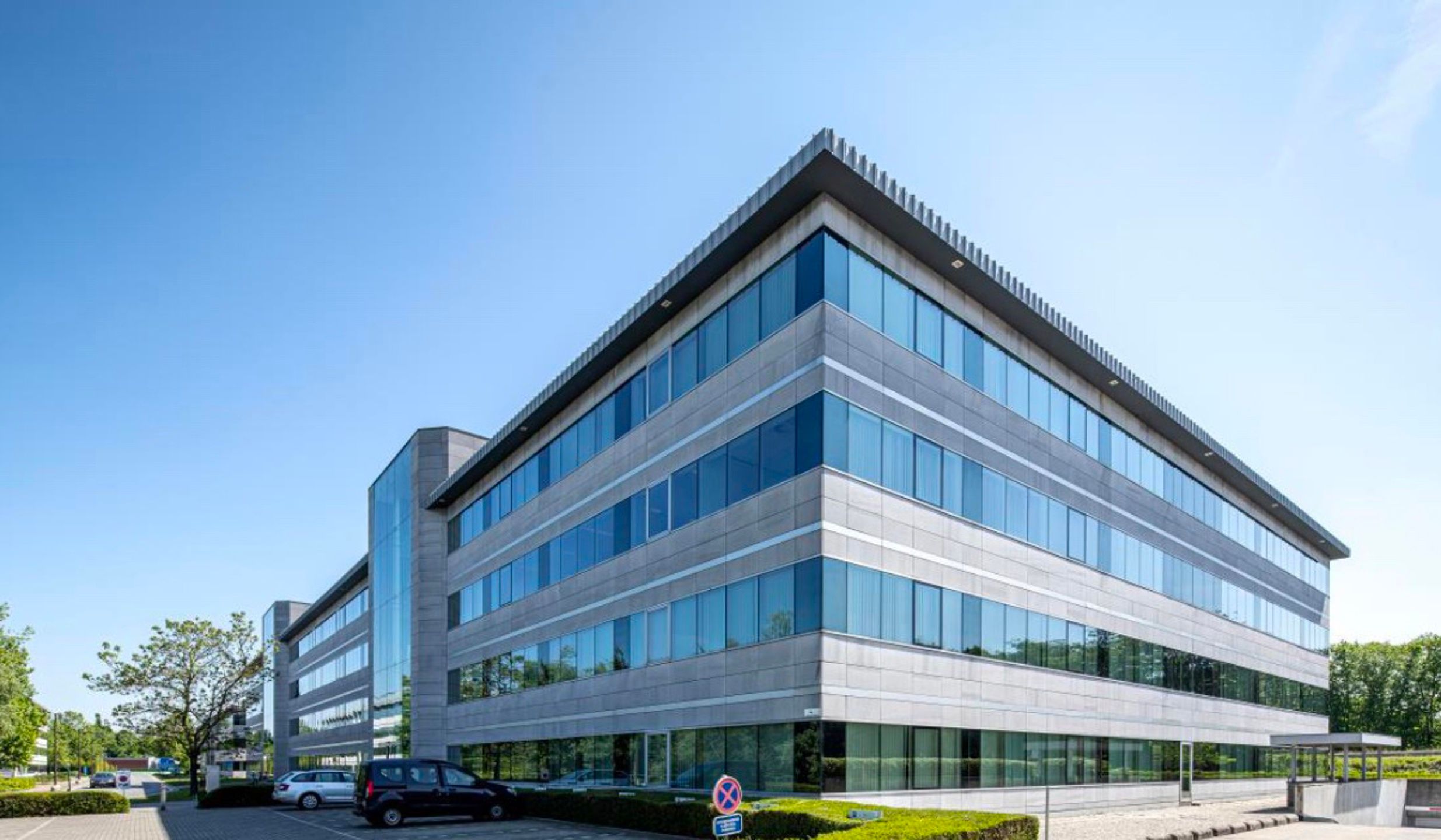 Prestigieus Nieuwbouwkantoor in Office Park Mechelen foto {{pictureIndex}}