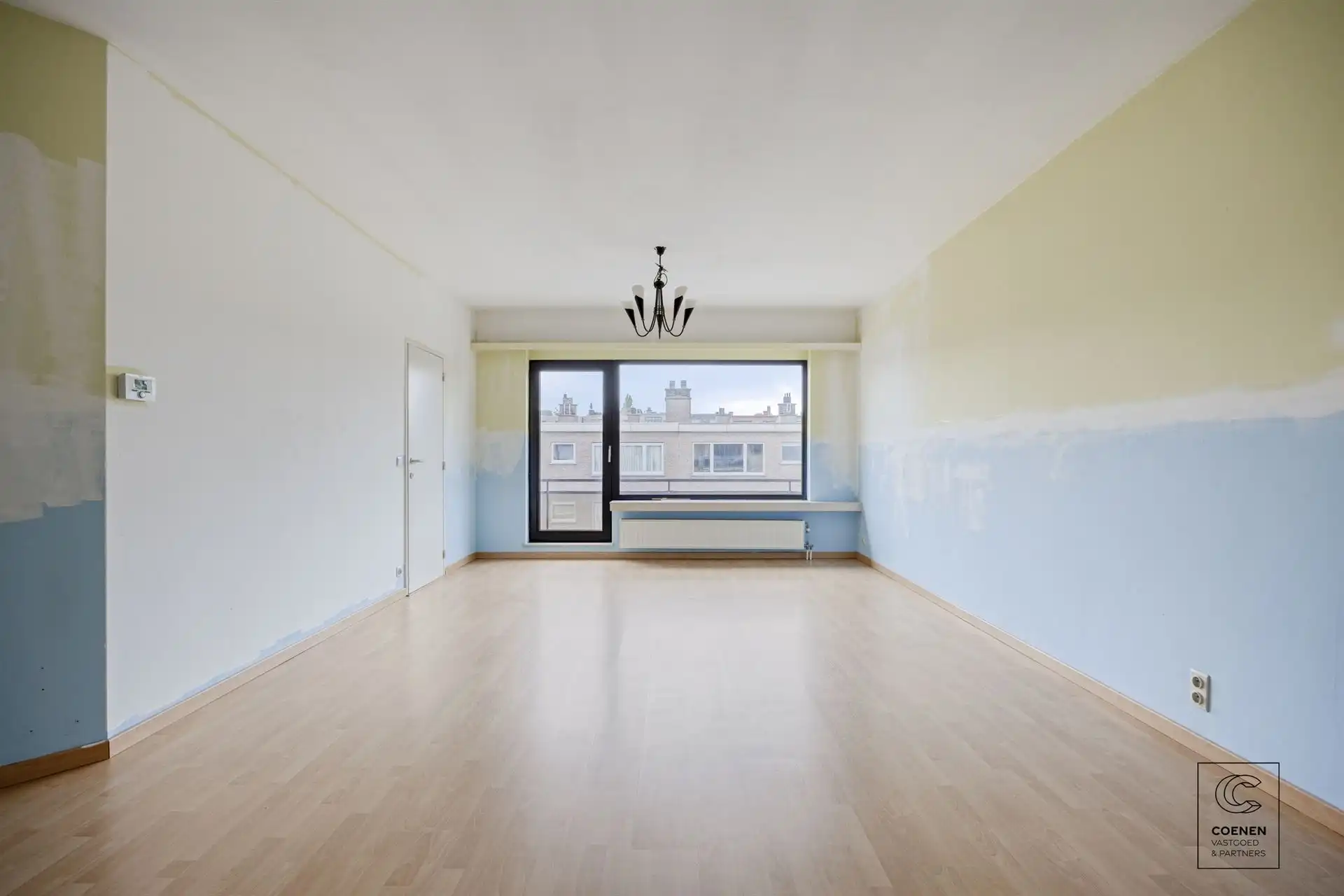 Ruim appartement van 90 m² met 2 slpk's te Schoten! foto 3