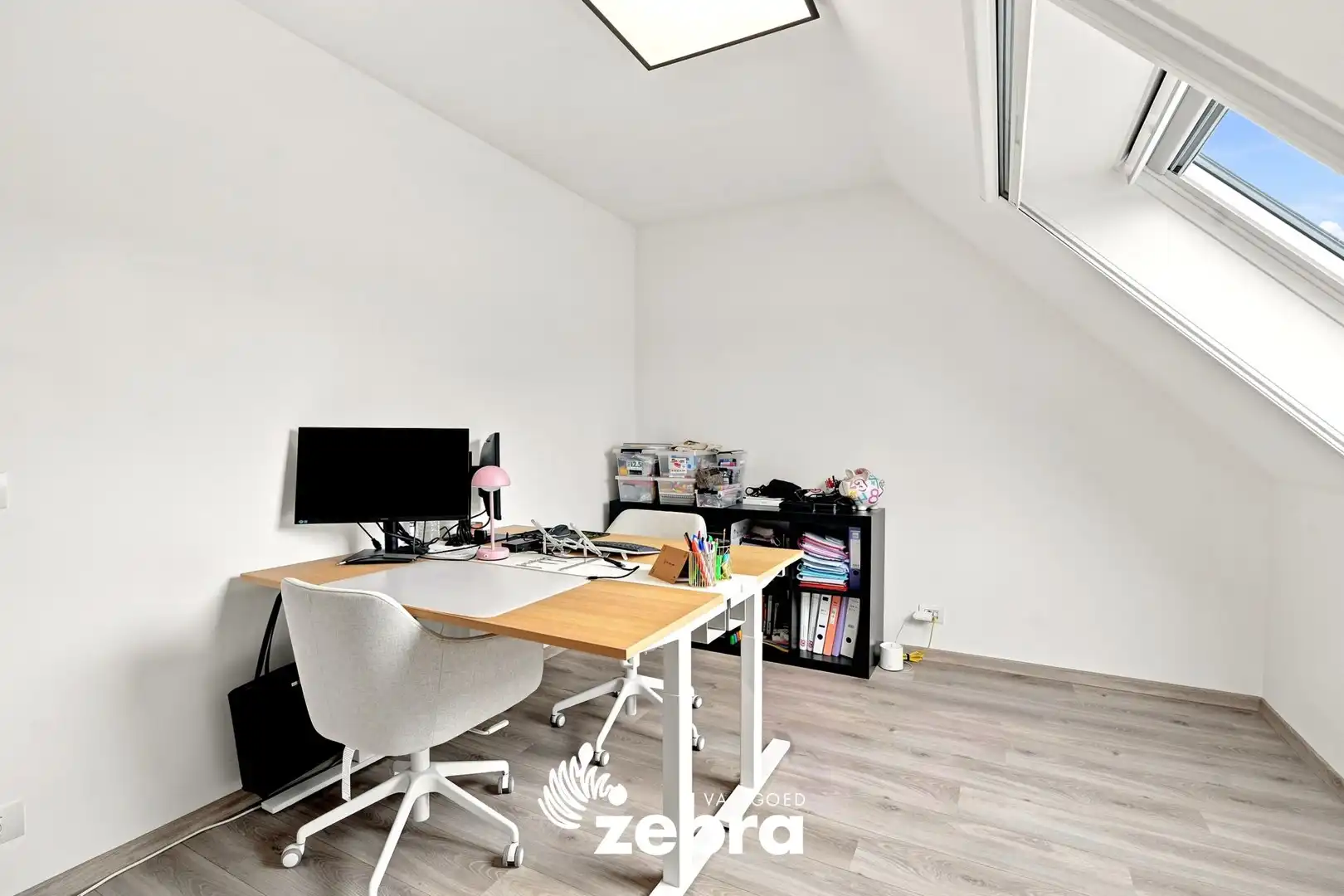 Modern wooncomfort in een instapklare woning met 4 slaapkamers! foto 12