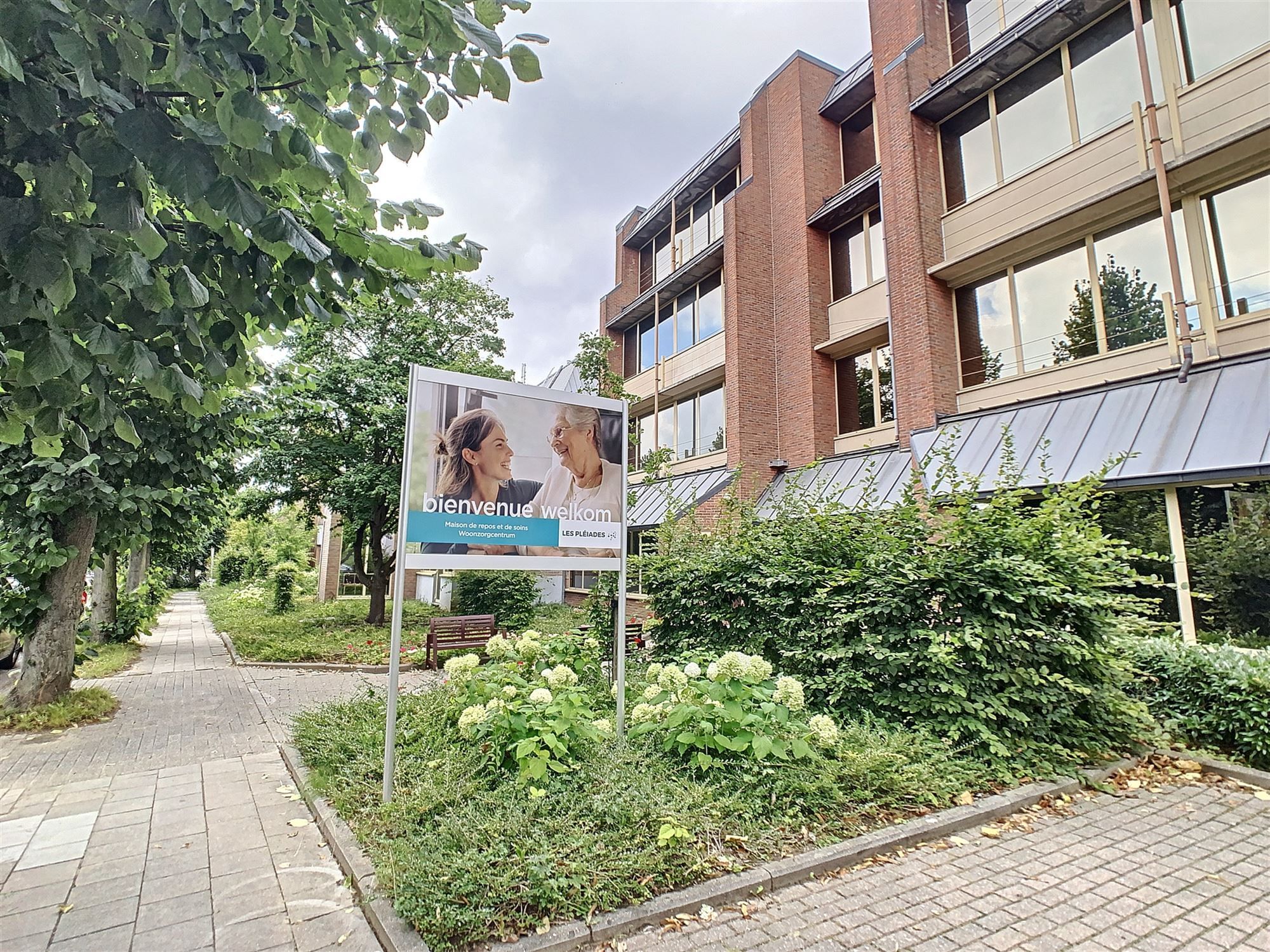 Zorgkamer in woonzorgcentrum met mooi rendement foto 1