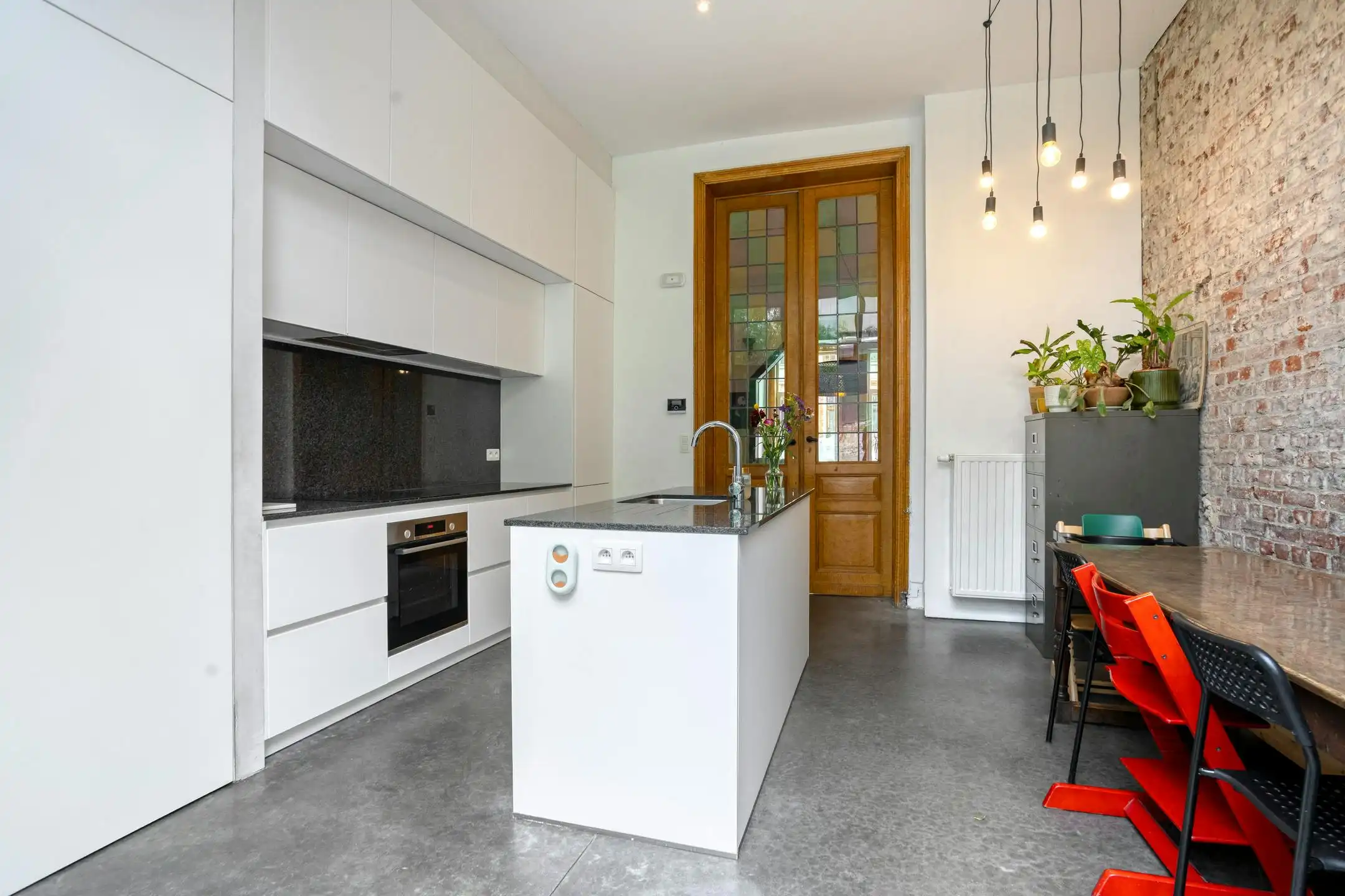 Uniek & karaktervol herenhuis op een toplocatie in Vilvoorde foto 9
