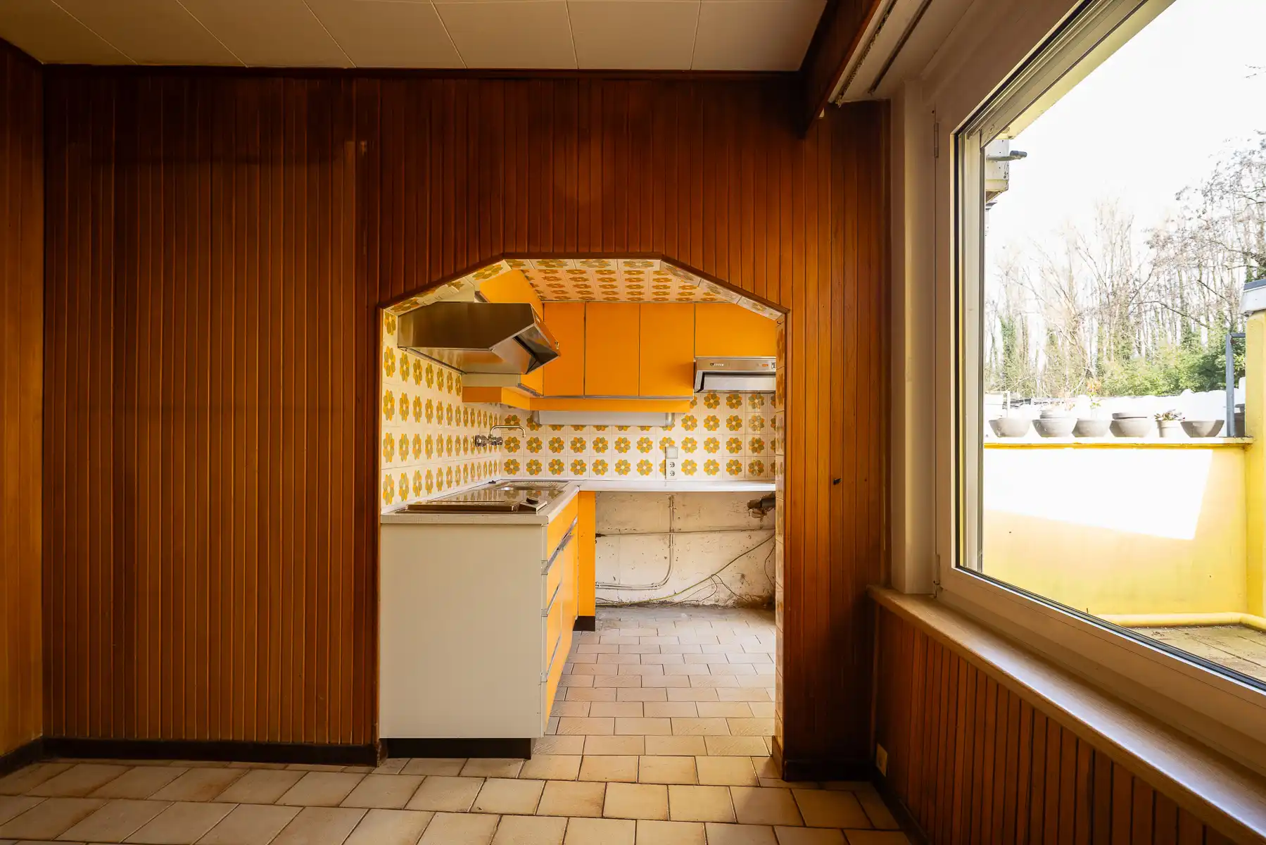 Te renoveren woning met potentieel in Drogenbos foto 6