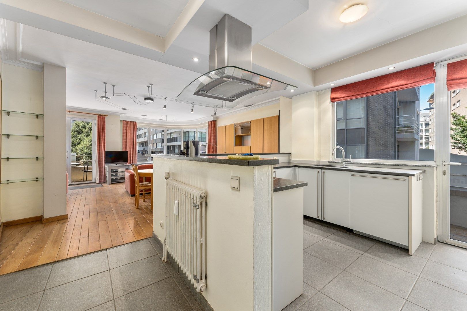 3-slaapkamerappartement op uitmuntende ligging in hartje Oostende! foto 9