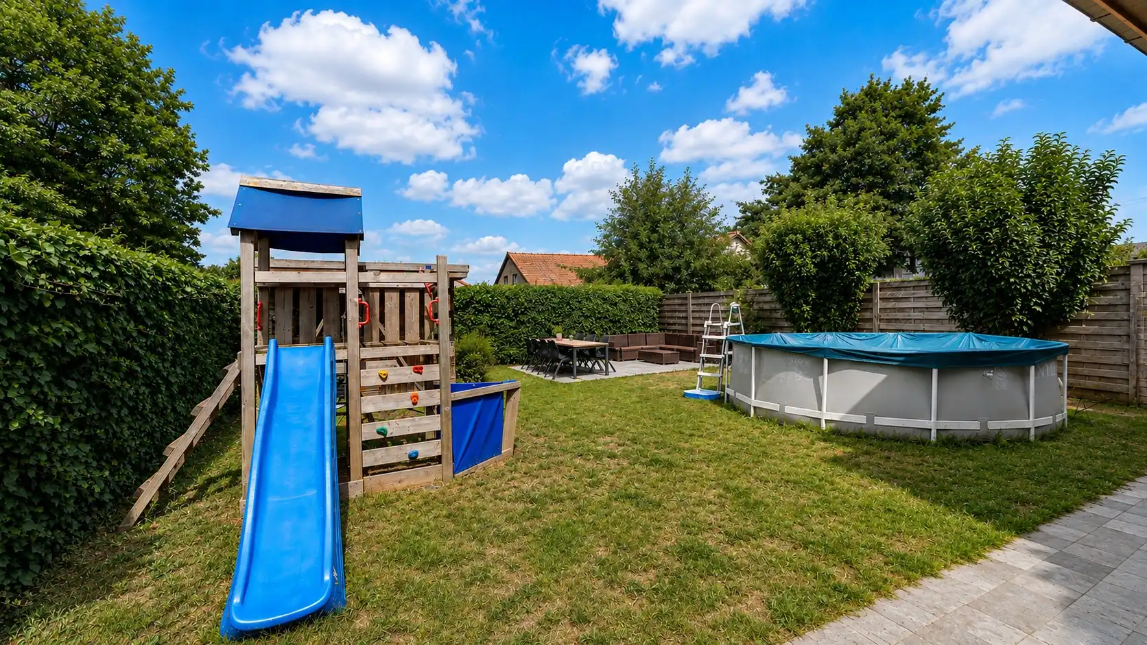 Halfopen woning met grote tuin en garage te Moerkerke-Damme foto 13