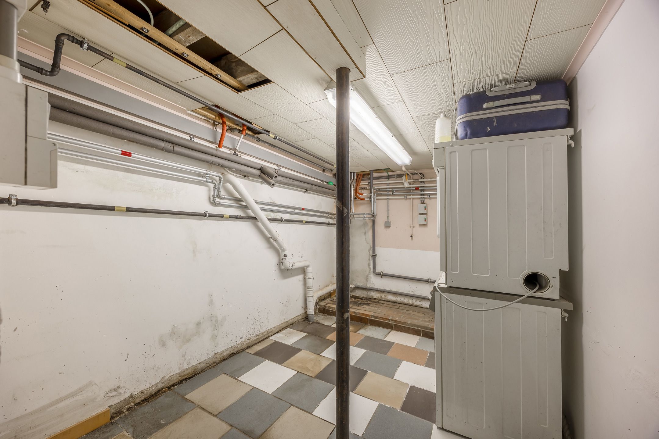 Appartementsgebouw met 3 units, kelder & ondergrondse garage foto 28