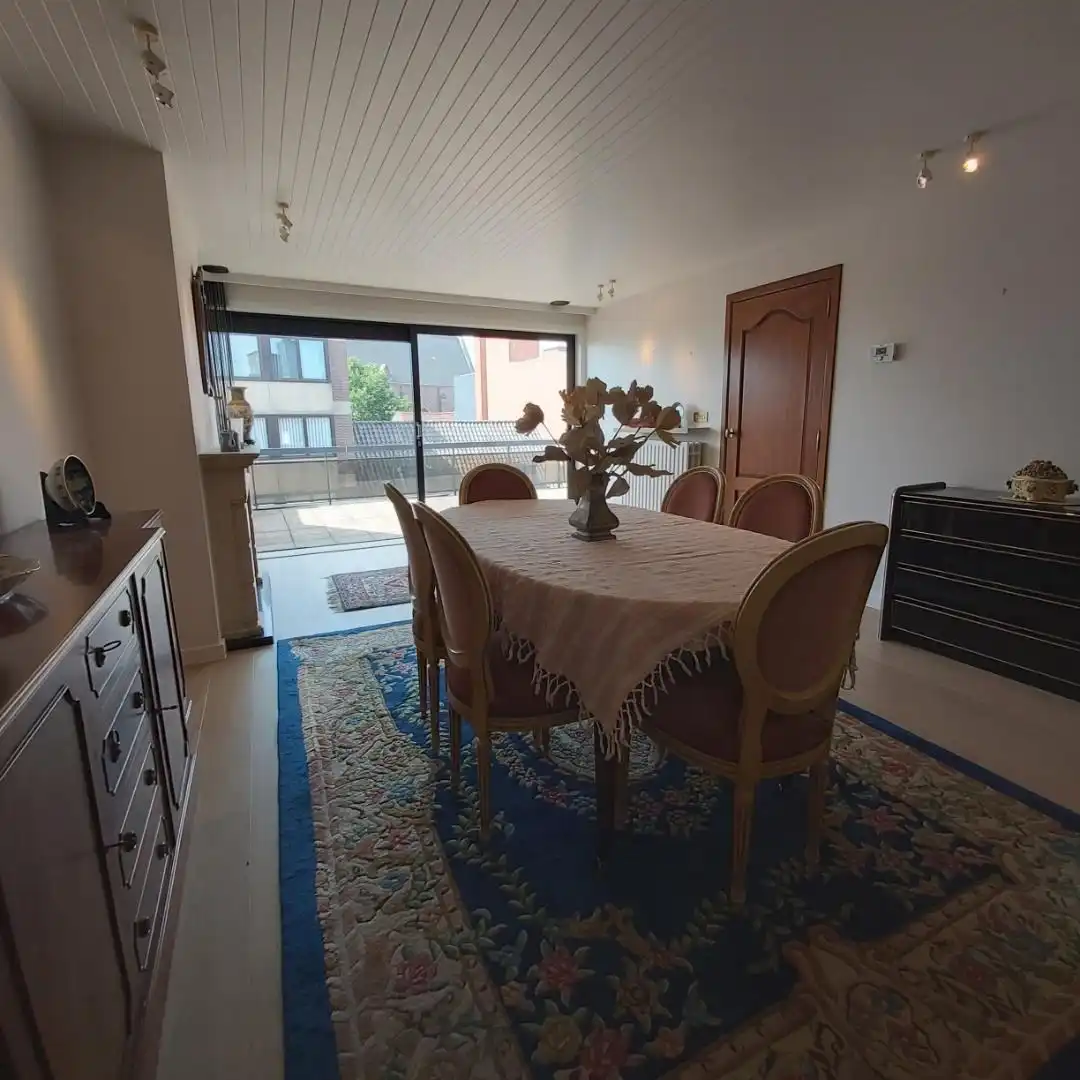 Appartement met 1 slaapkamer en groot terras in het centrum van Izegem foto 10