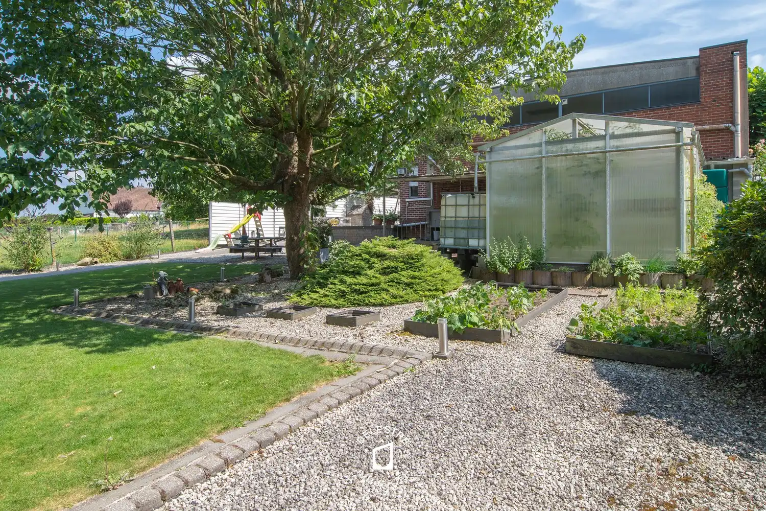Unieke eigendom met villa, zalige tuin, werkplaats en talrijke mogelijkheden in Okegem foto 52