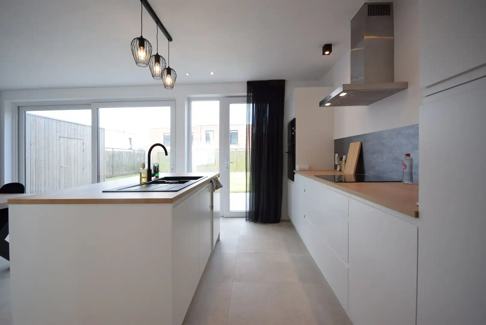 Instapklare gezinswoning te huur in Roeselare foto 6