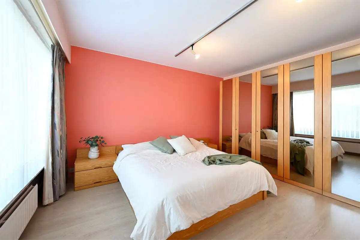 Ruime bel-etage met tuin en zonnig terras in Hoevenen foto 19