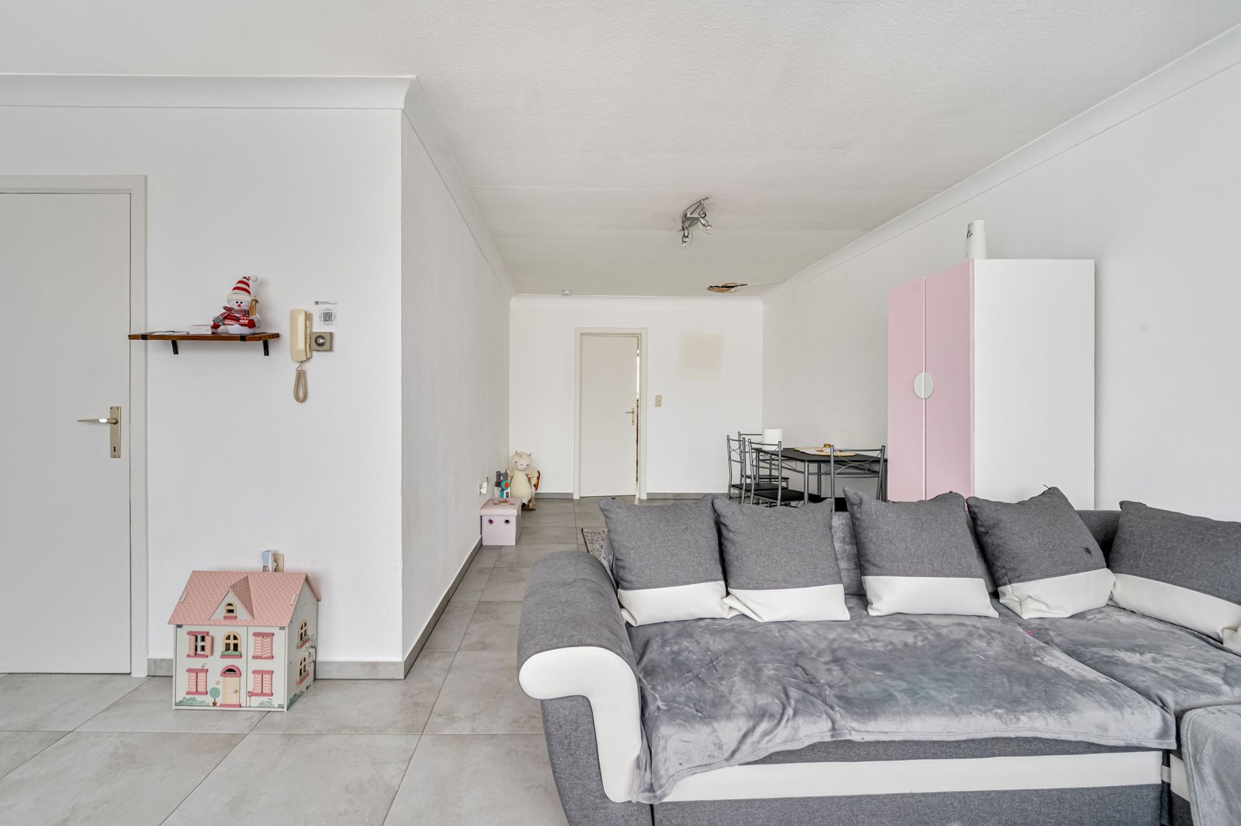 Gerenoveerd appartement met 1 slaapkamer en terras foto 6
