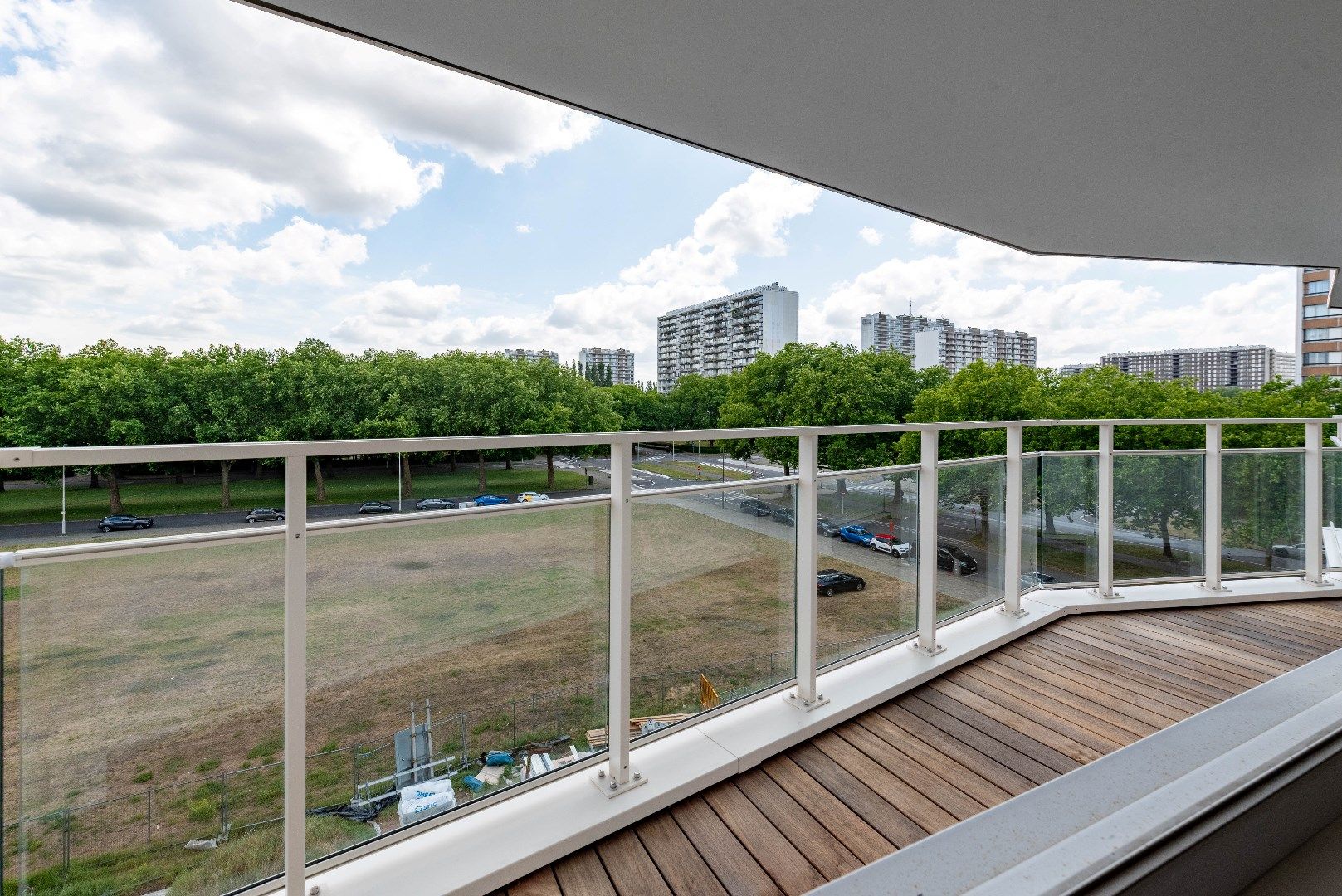 Appartement op de 4de verdieping met knap uitzicht foto 2