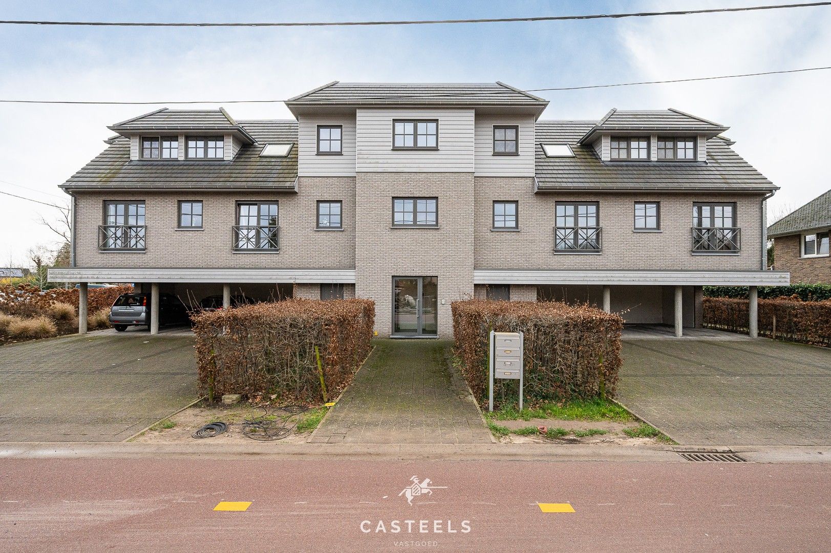 Gelijkvloers appartement met tuin aan het station van De Pinte foto 21