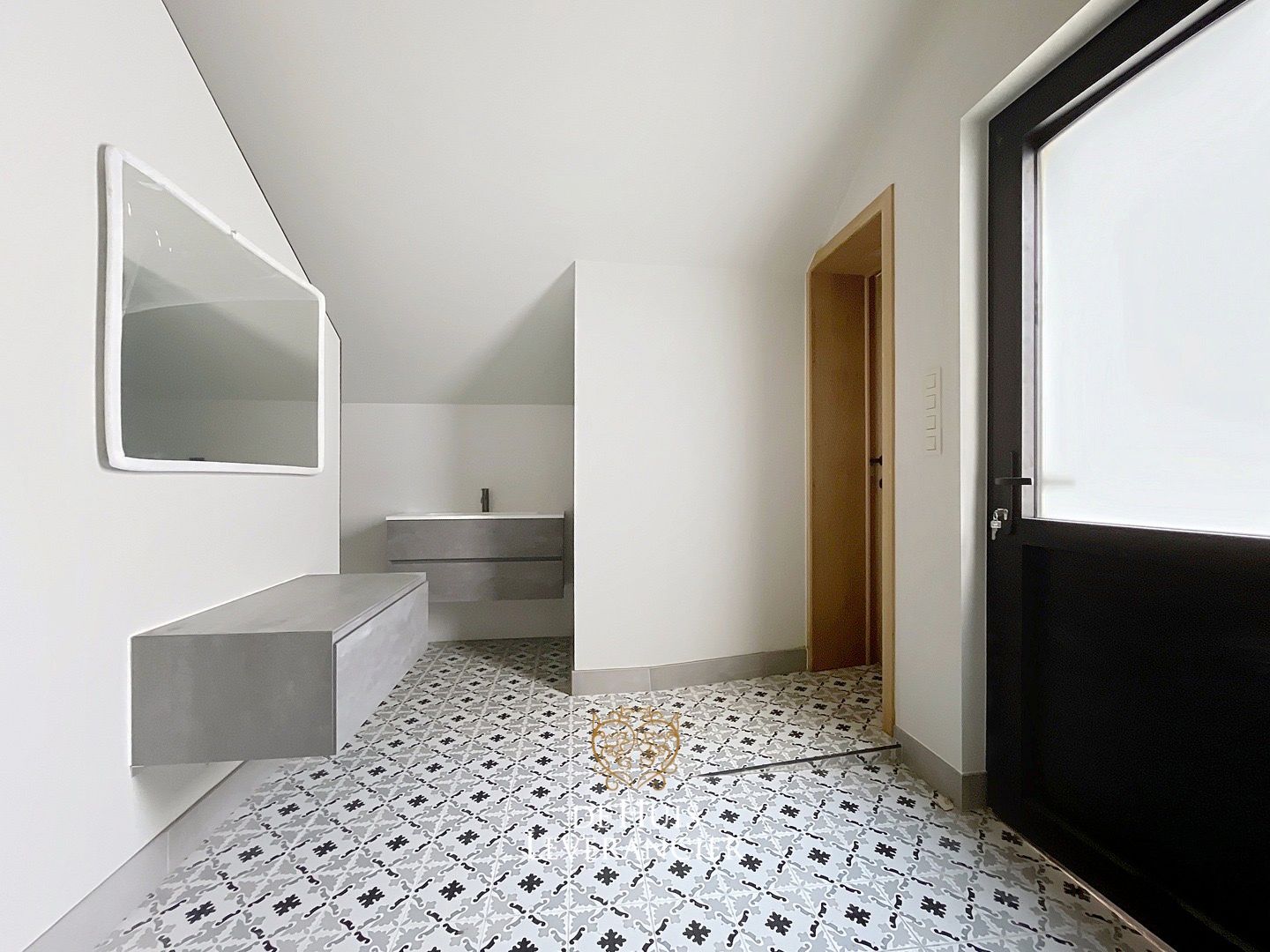 Authentiek wonen in LUXE - statig herenhuis in HARTJE Konitch te koop foto 7