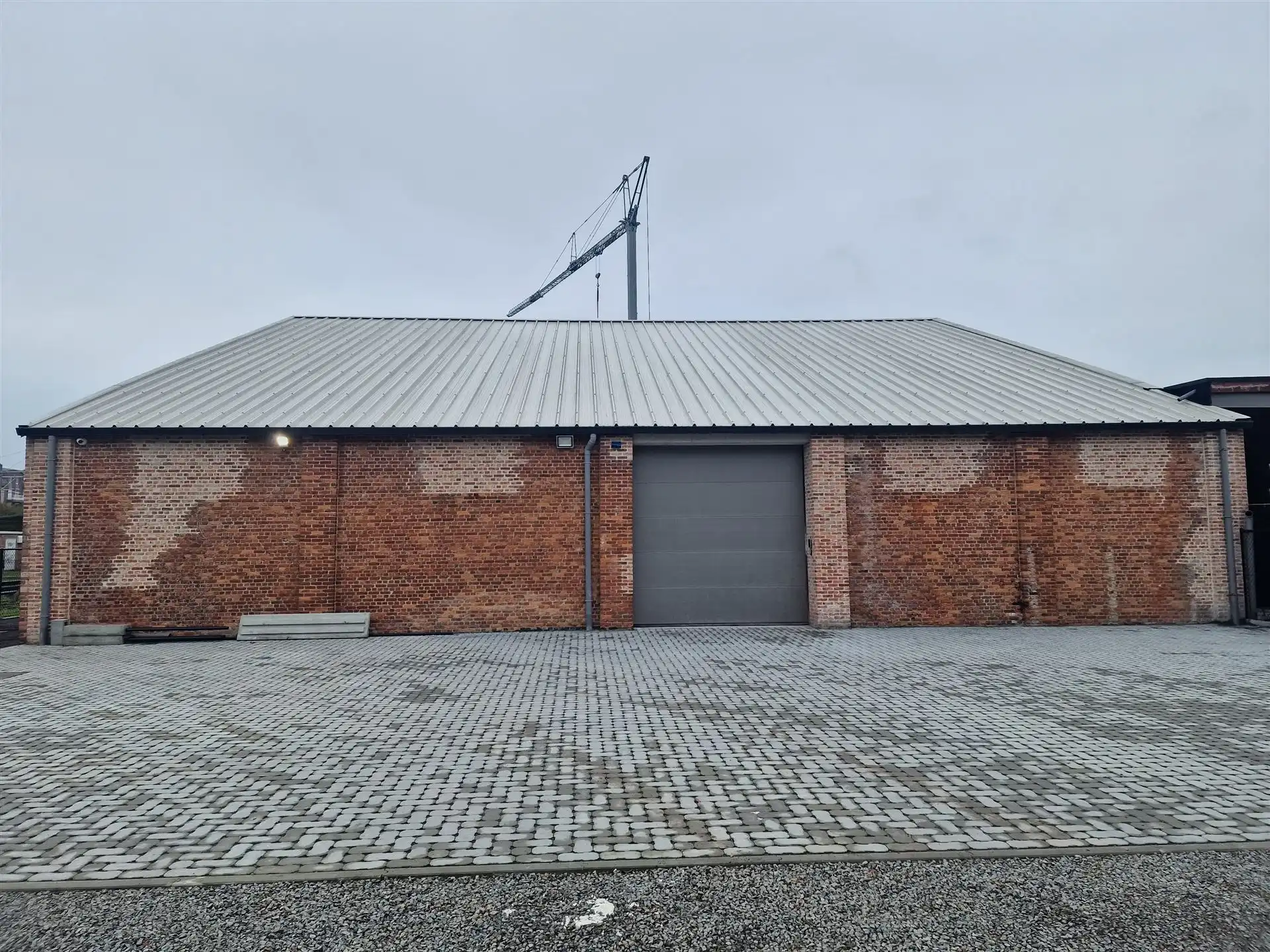 MULTIFUNCTIONEEL MAGAZIJN TE KOOP foto 11