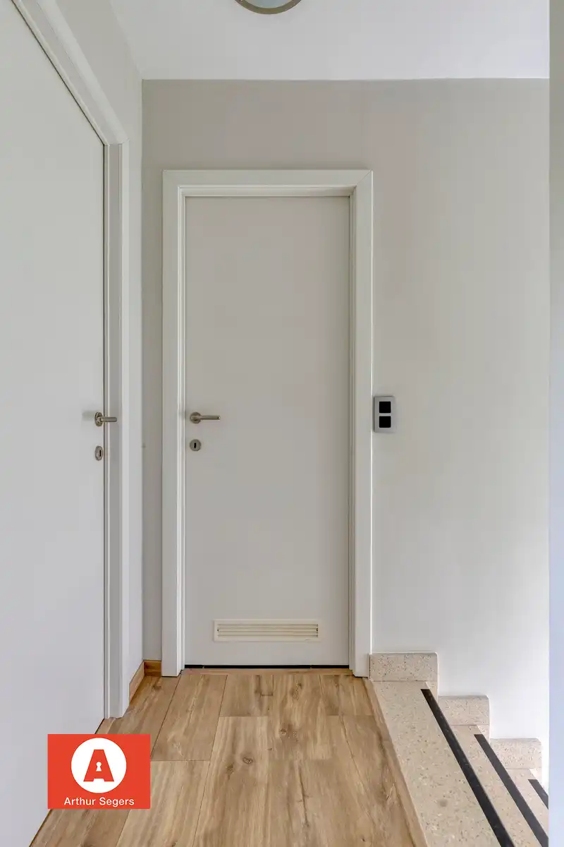 Energiezuinige half-open bebouwing mét alle comfort. foto 15