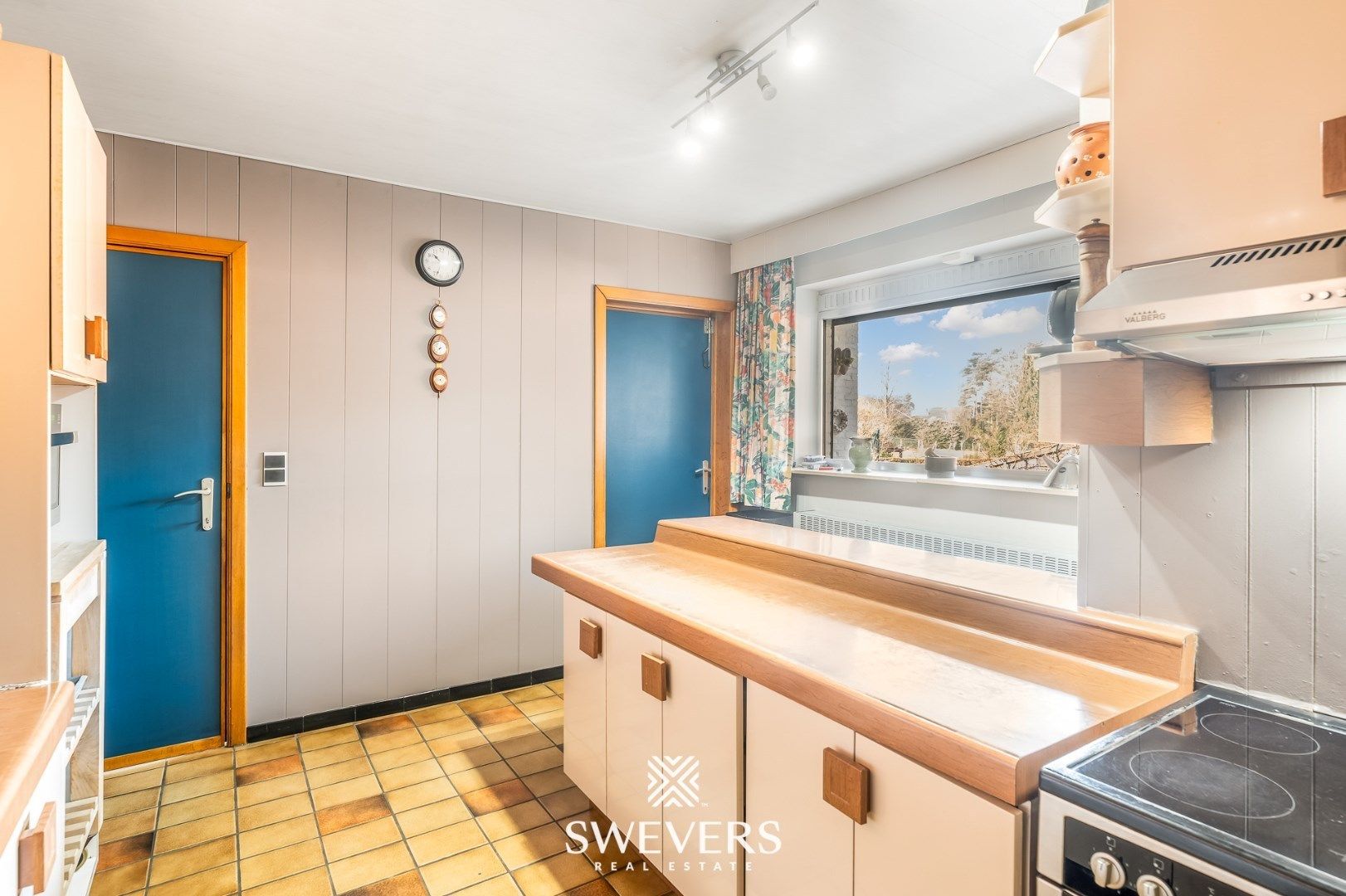 Gelijkvloerse woning met ruim magazijn op 34a 11ca foto 13