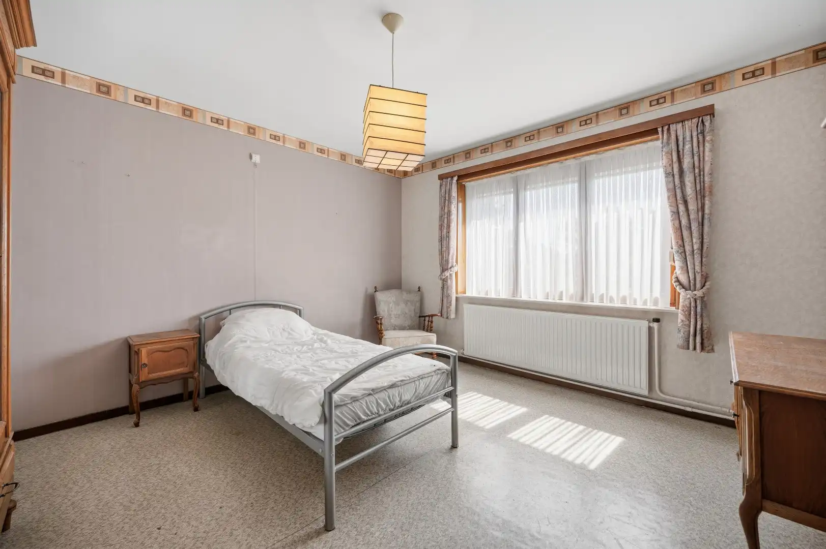 Ruime, te moderniseren HOB met garage en 3 slaapkamers te Tienen foto 15
