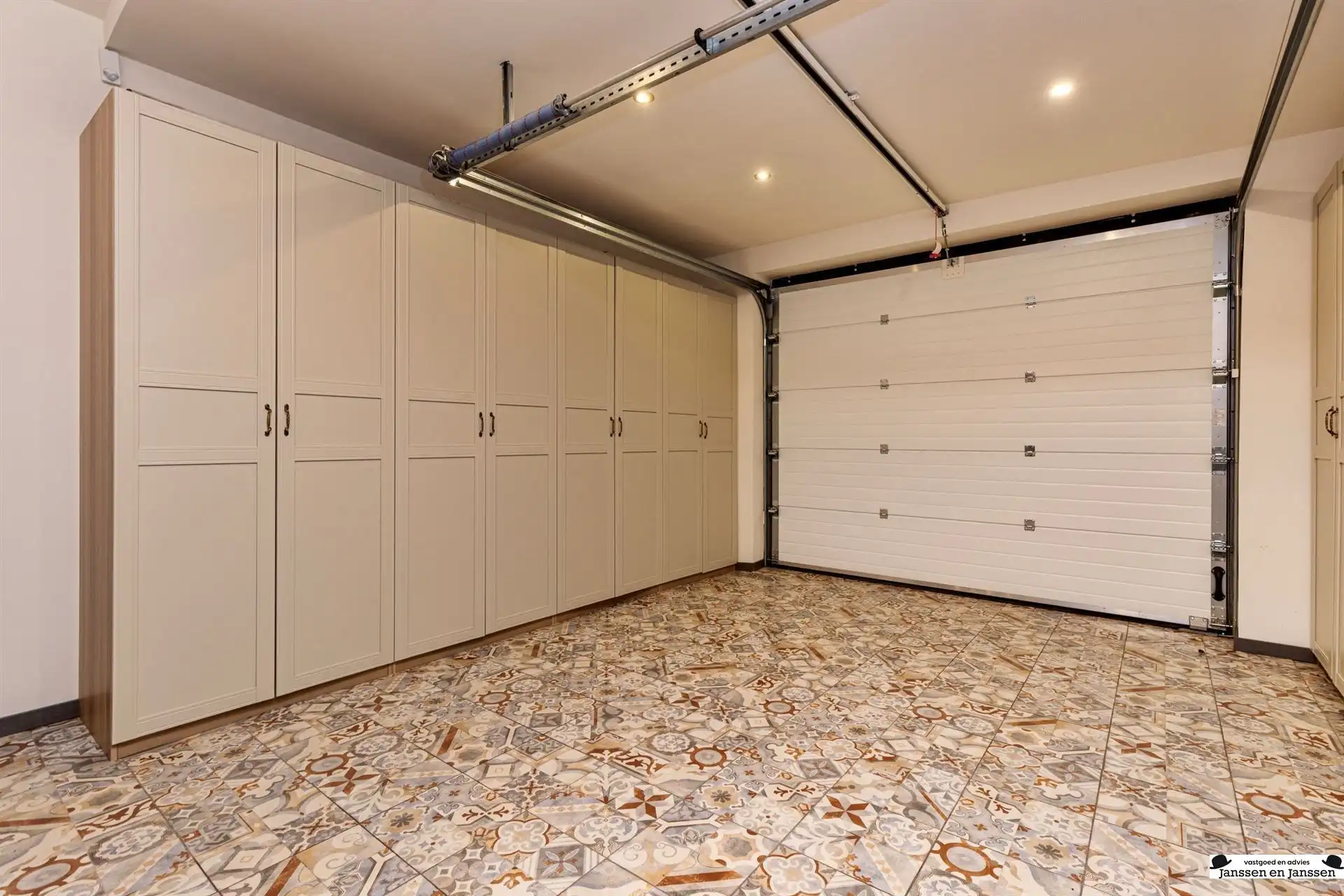 Zeldzame nieuwbouwwoning op een perceel van 40 are met imposante tuin in Kapellen  foto 40