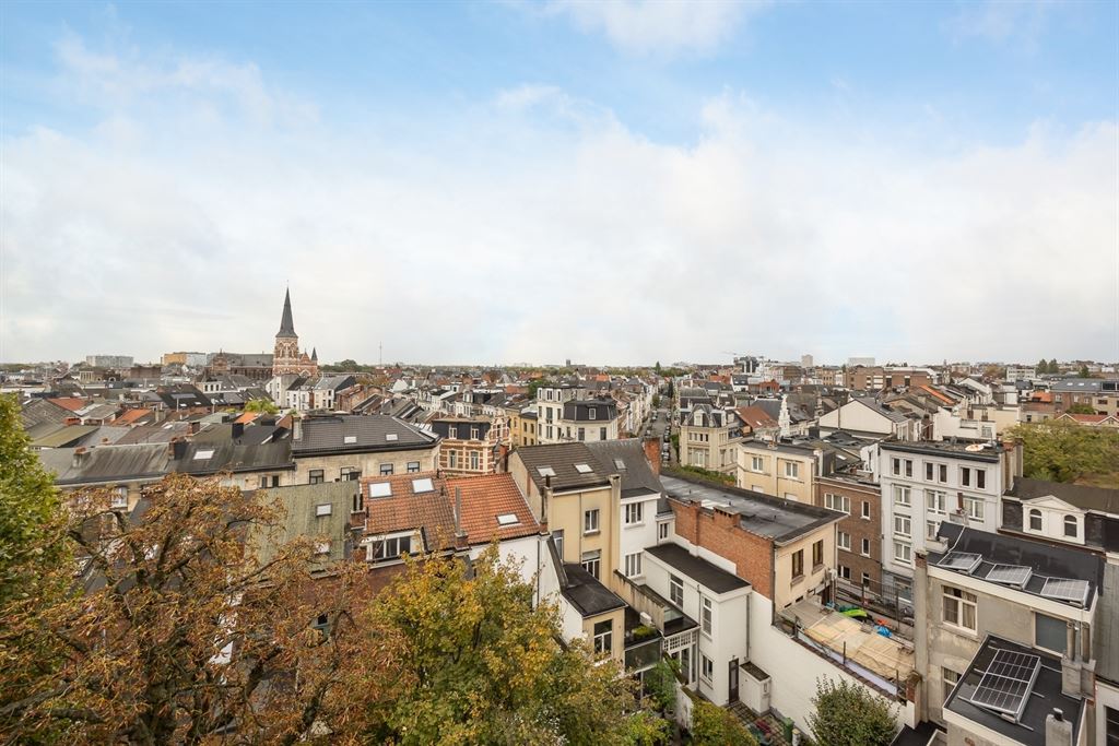 Kwalitatief gerenoveerd appartement foto 4