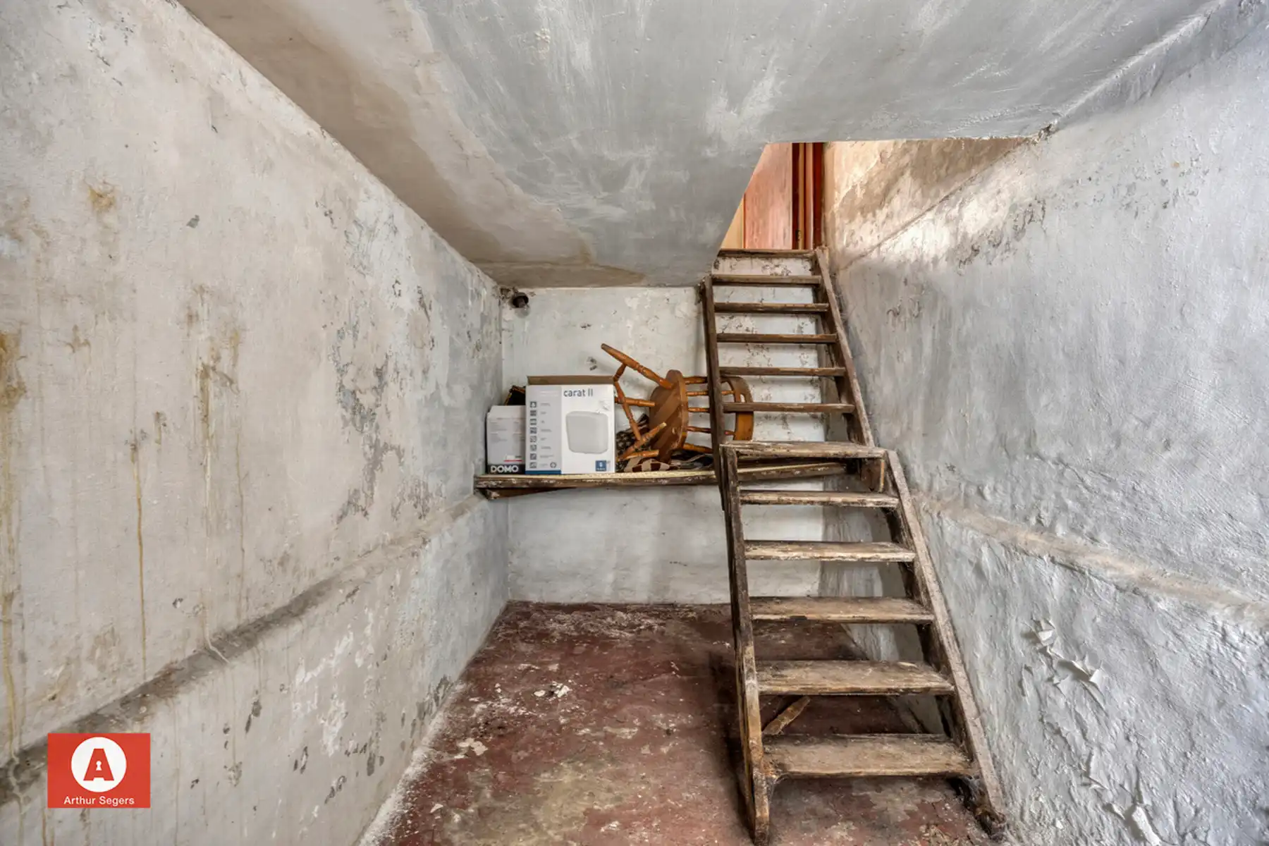 Te renoveren woning in Opstal foto 23