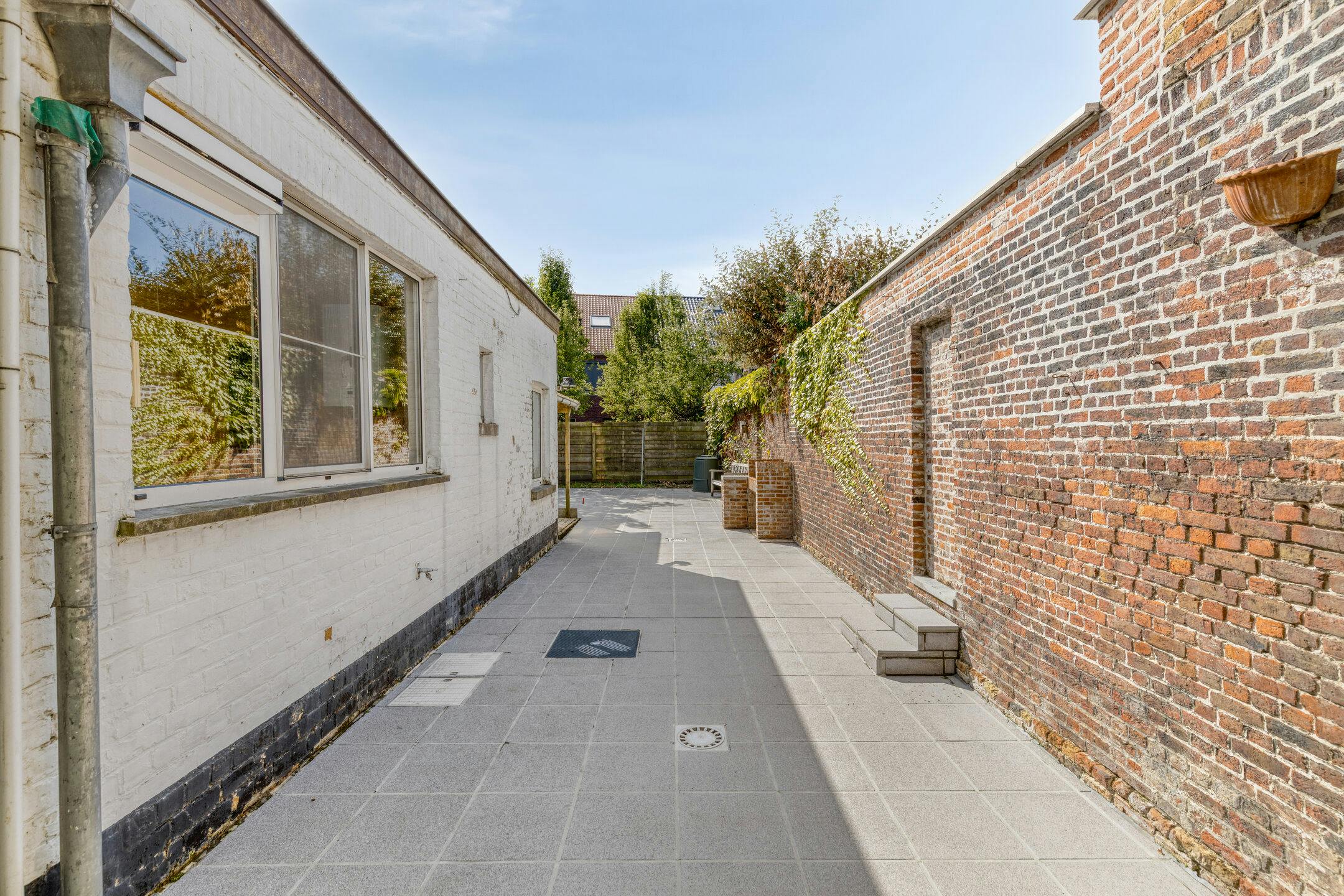 Prachtige herenwoning met 4 slaapkamers te koop in Brugge  foto 7