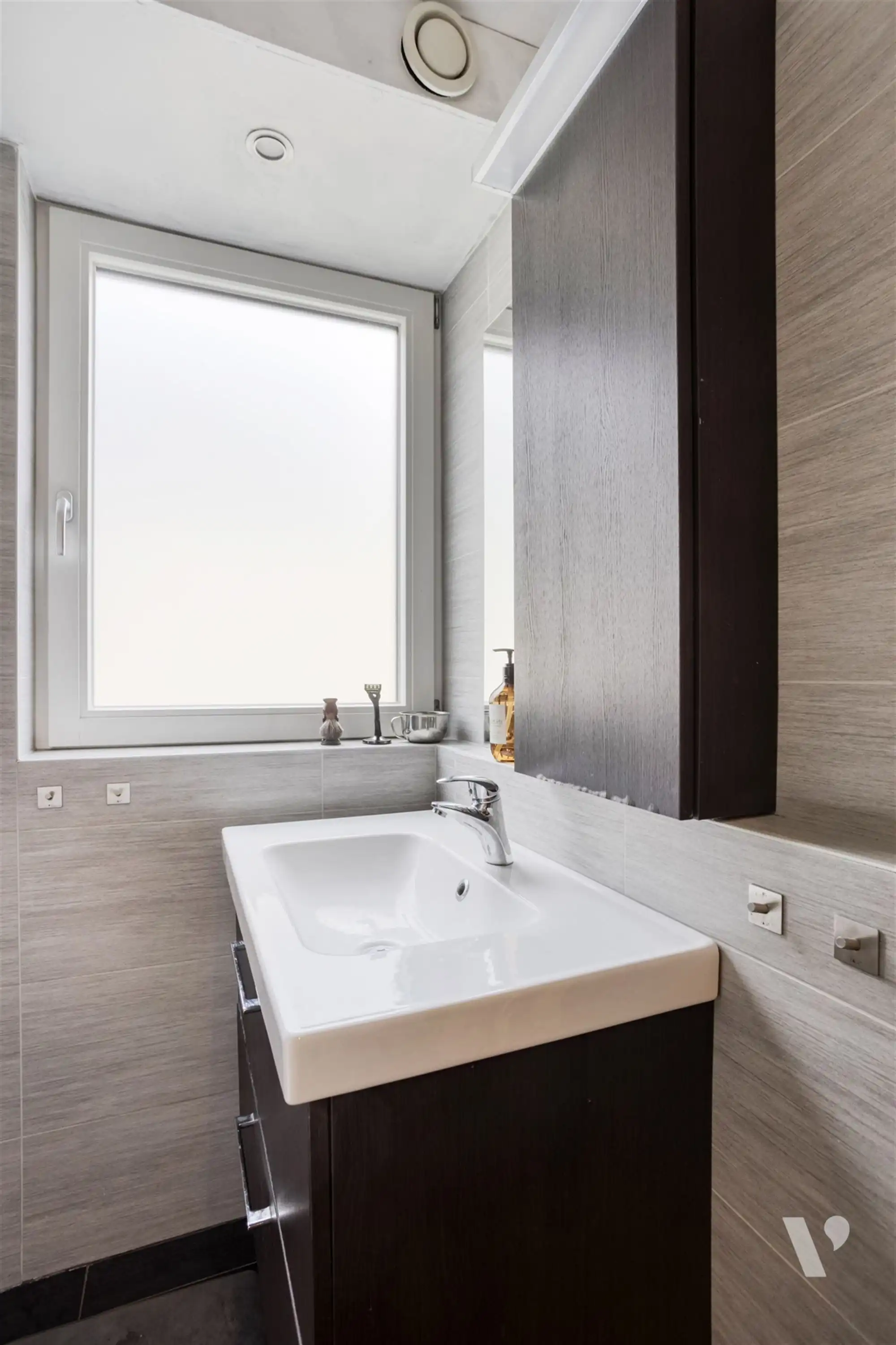 Energiezuinige woning met welness en uitzicht op boomgaard foto 23