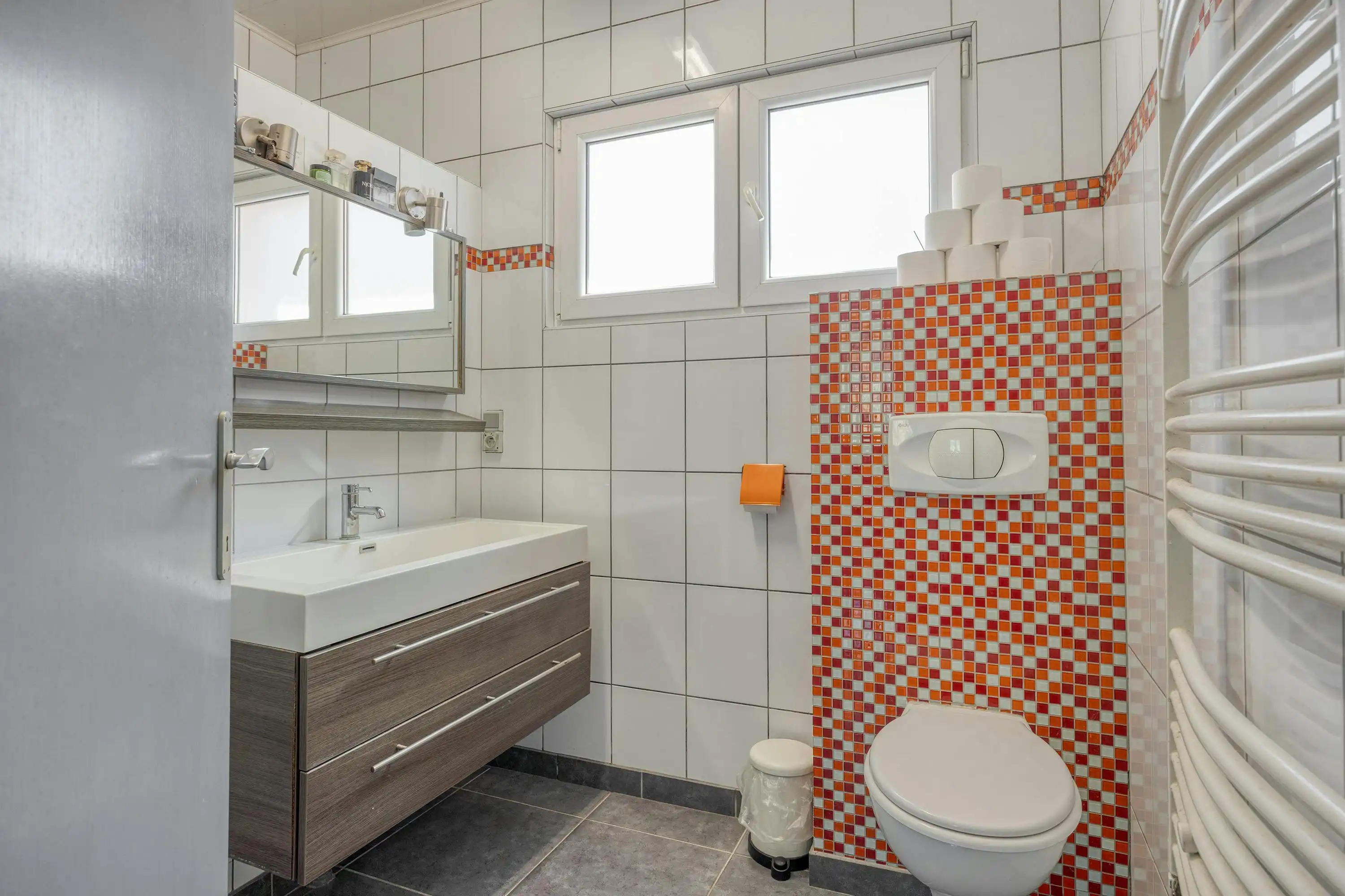 Huis met 5 slaapkamers, tuin en 2 garages te koop in 2020 Antwerpen foto 16