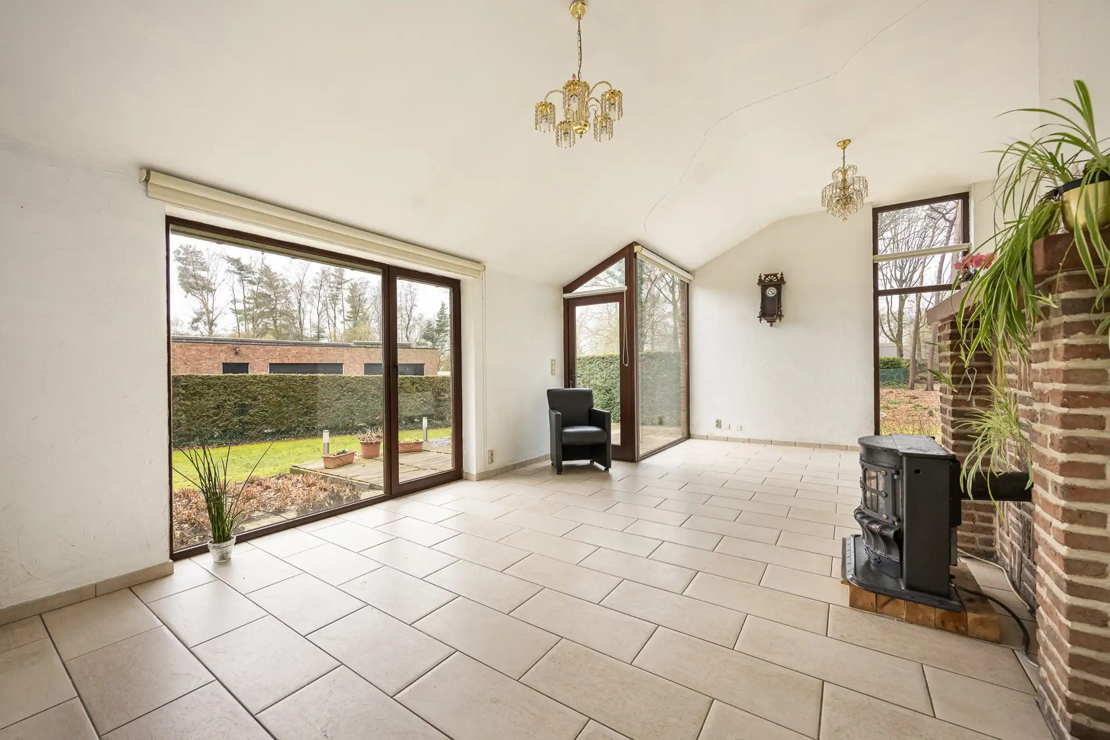 Te renoveren laagbouw gelegen op groot perceel te Merksplas. foto 9