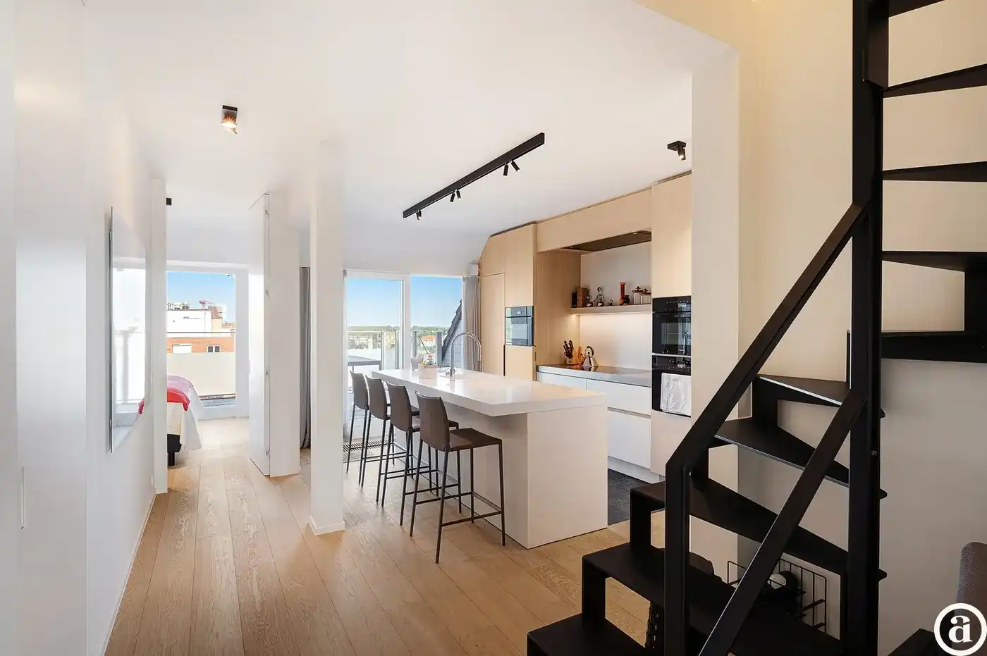 Mooie duplex-appartement met prachtige uitzichten te Zoute. foto 9