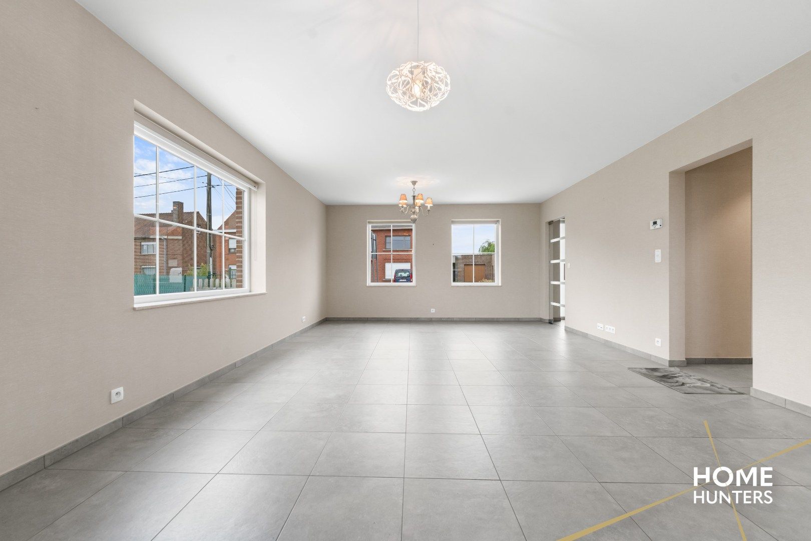 Luxe gelijkvloerse nieuwbouwvilla met 2 slaapkamers en een ruime garage op een groot perceel foto 20