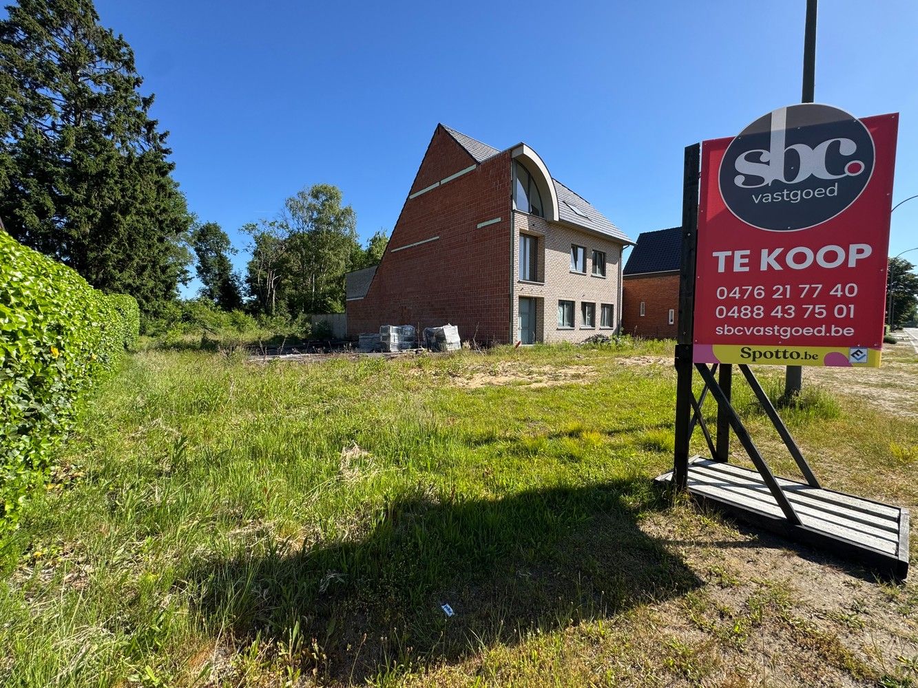 Uitstekend gelegen perceel bouwgrond (HOB) van 11a41ca foto {{pictureIndex}}