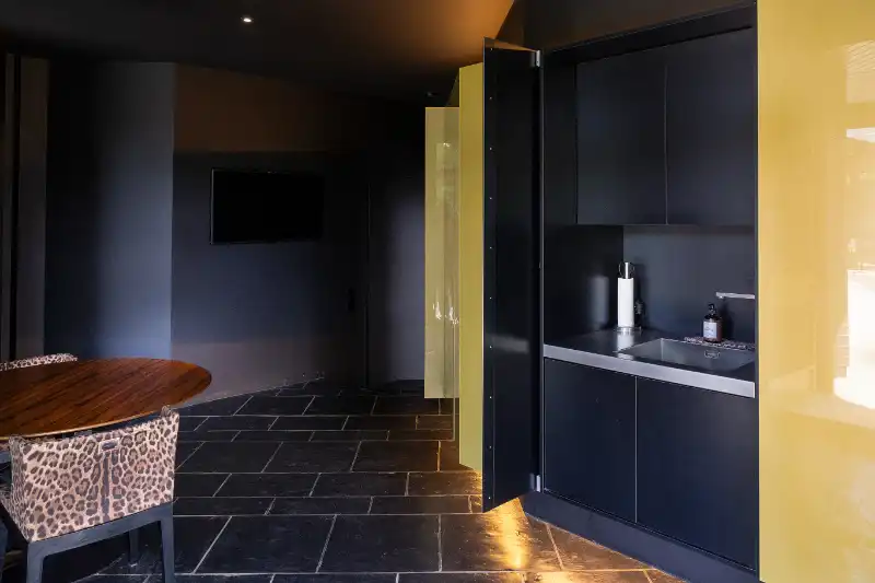 Unieke laagbouwwoning met volledige privacy in Lendelede foto 12