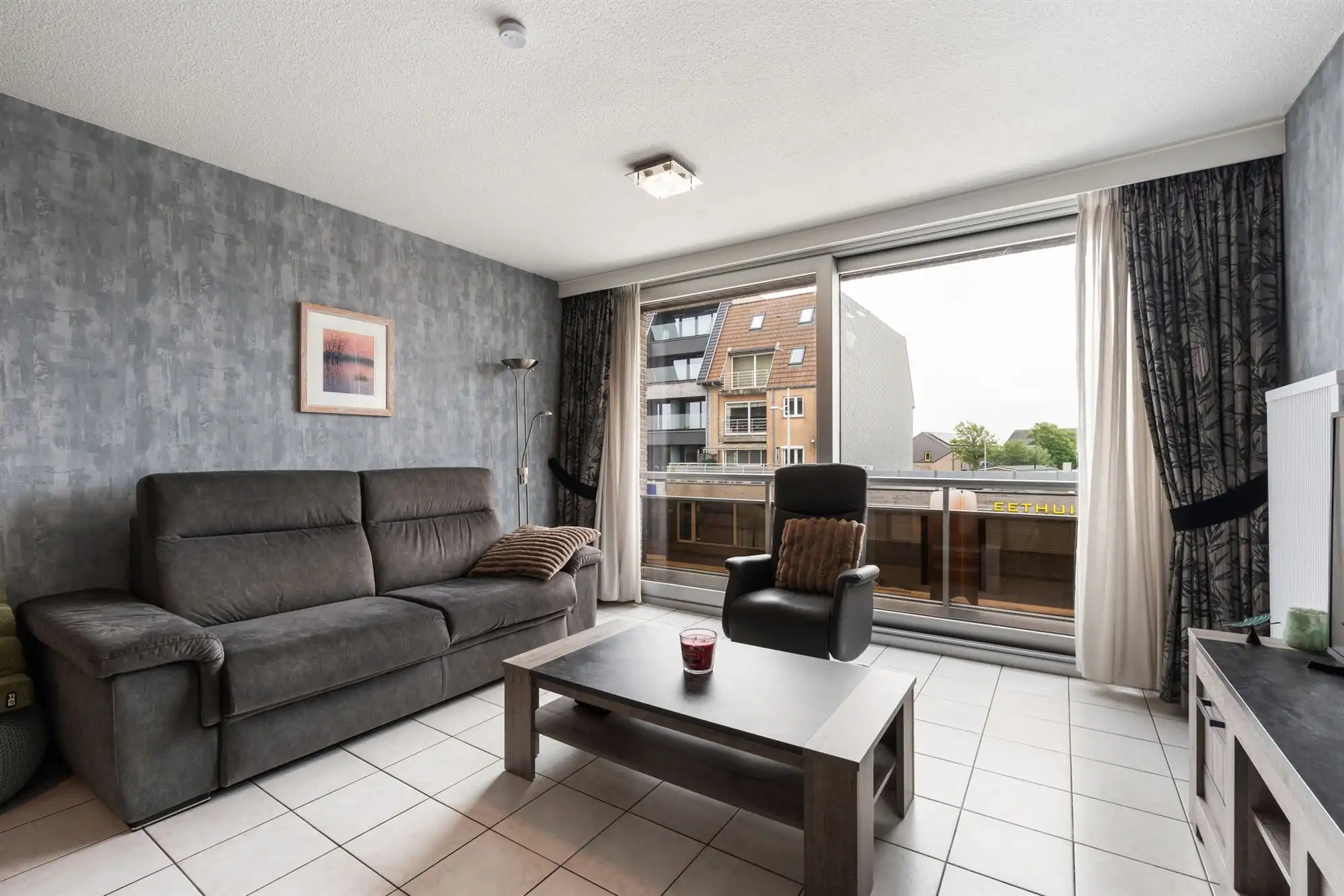 Perfect instapklaar appartement vlakbij zee! foto 3