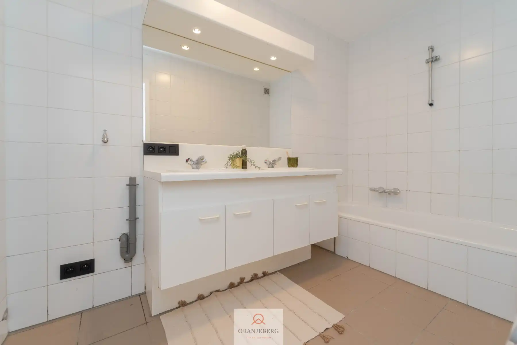 Lichtrijk gelijkvloers 2-slpk appartement met terras, Wondelgem! foto 12