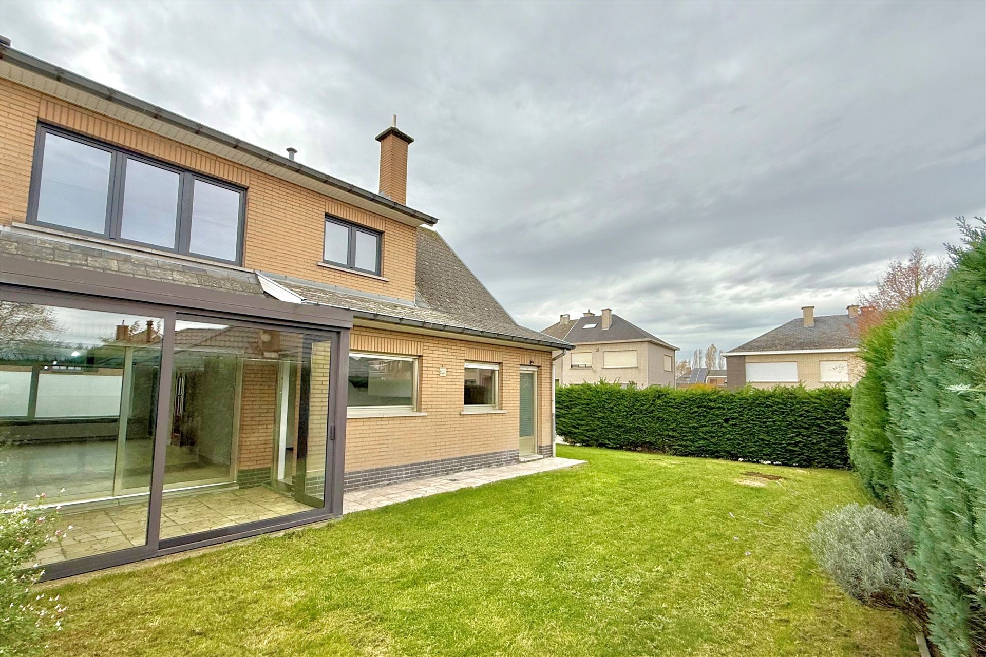 Ruime woning 4 slpk, garage en tuin foto 12