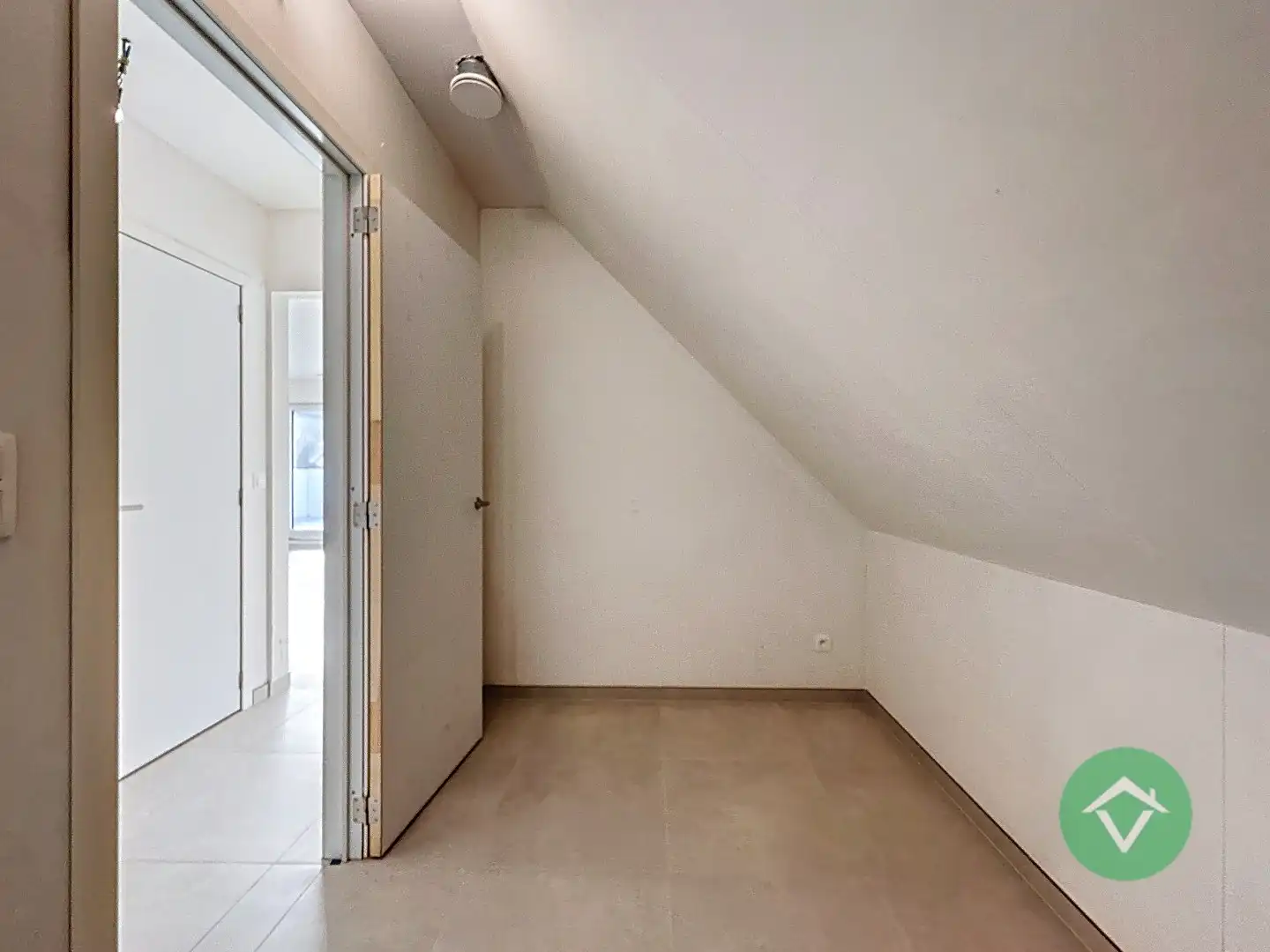 Nieuwbouwappartement met 2 slaapkamers en 1 terras in centrum Koekelare  foto 29