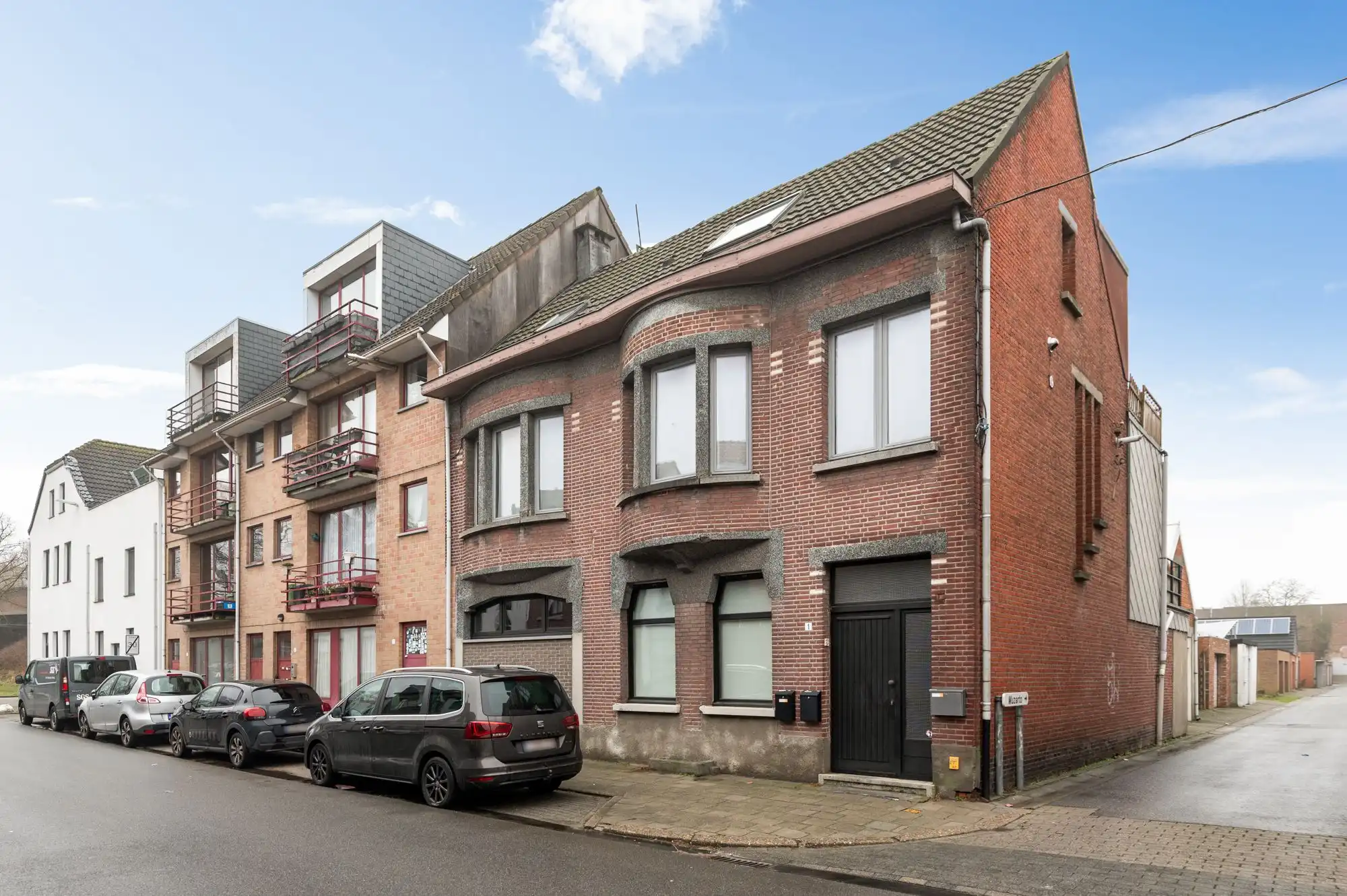 Trendy instapklaar appartement met twee slaapkamers én terras in Essen! foto 15