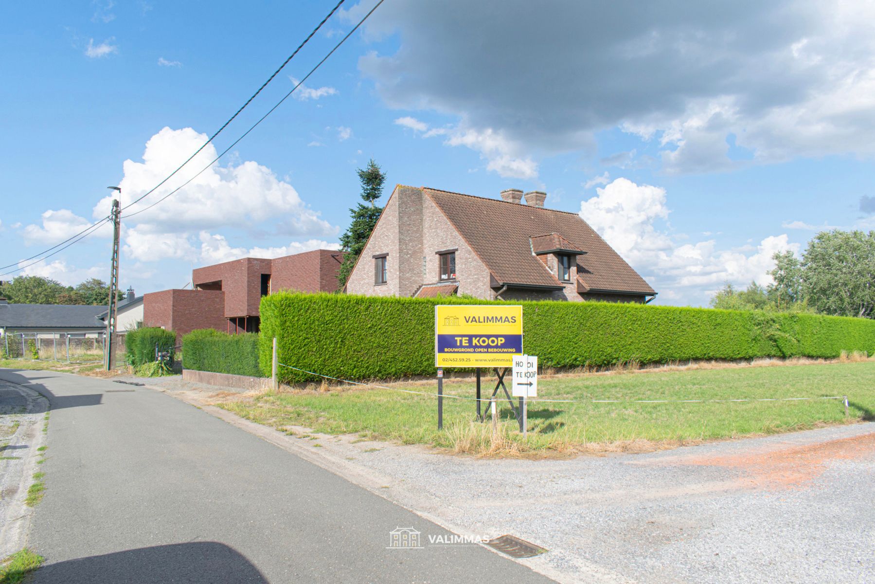 Welgelegen bouwgrond voor een alleenstaande woning... foto 2