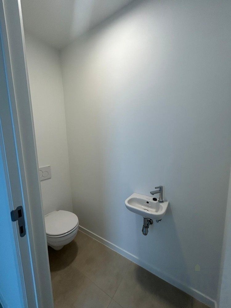 Nieuwbouwwoning met 3 slpkm foto 12