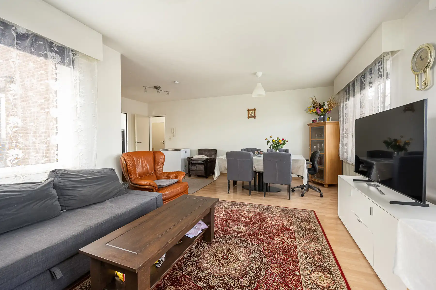 Instapklaar duplex-appartement met twee slaapkamers foto 3