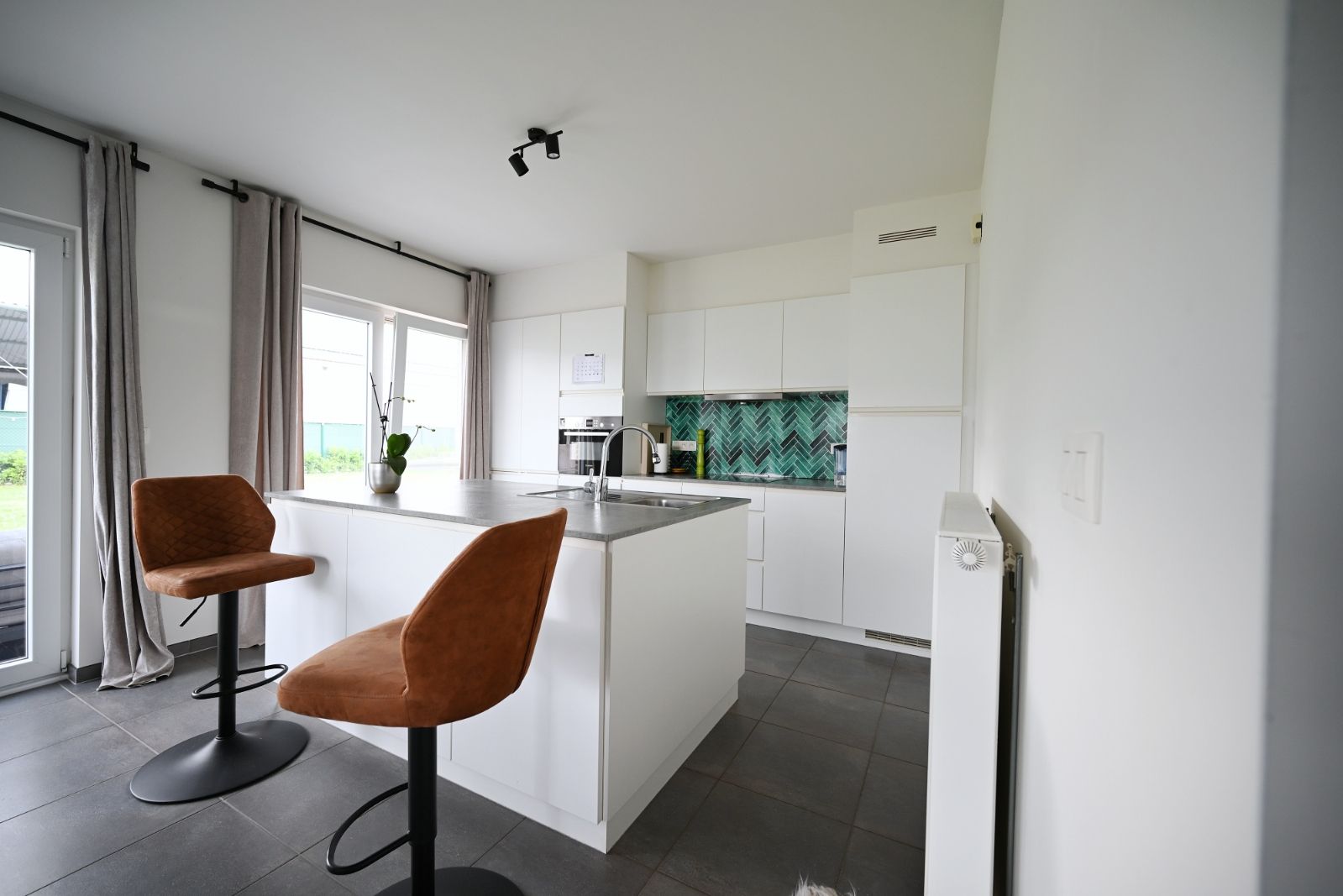 Ruime en instapklare kangoeroewoning – ideaal voor samenwonen met behoud van privacy! foto 4