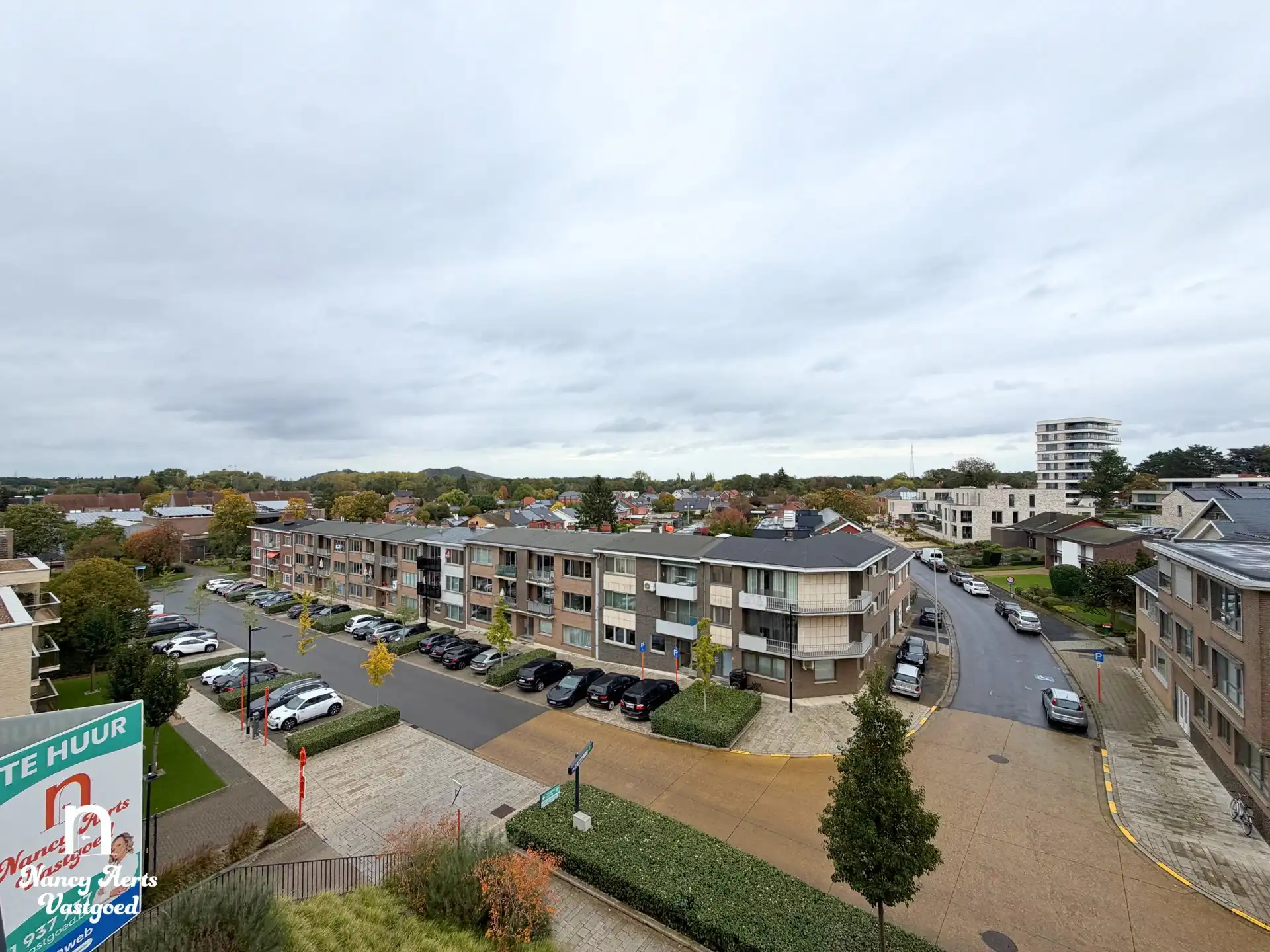 Energiezuinig 1-slaapkamerappartement in hartje Beringen foto 14
