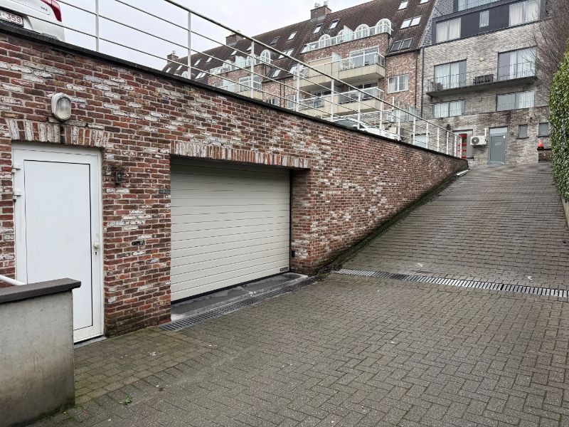 garage + berging foto 3