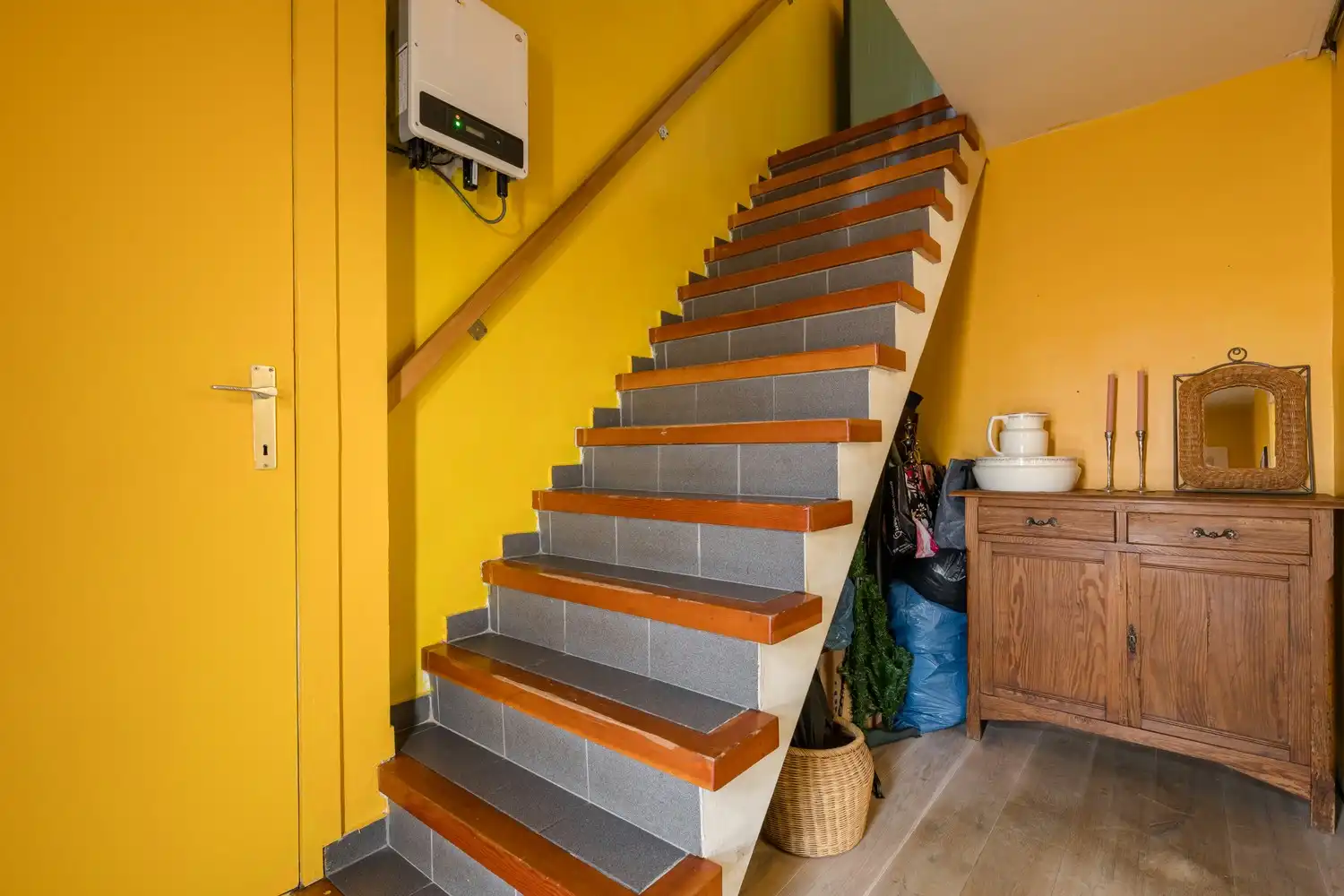Veelzijdige woning met zorgmogelijkheden, werkruimte en tal van bijgebouwen foto 18