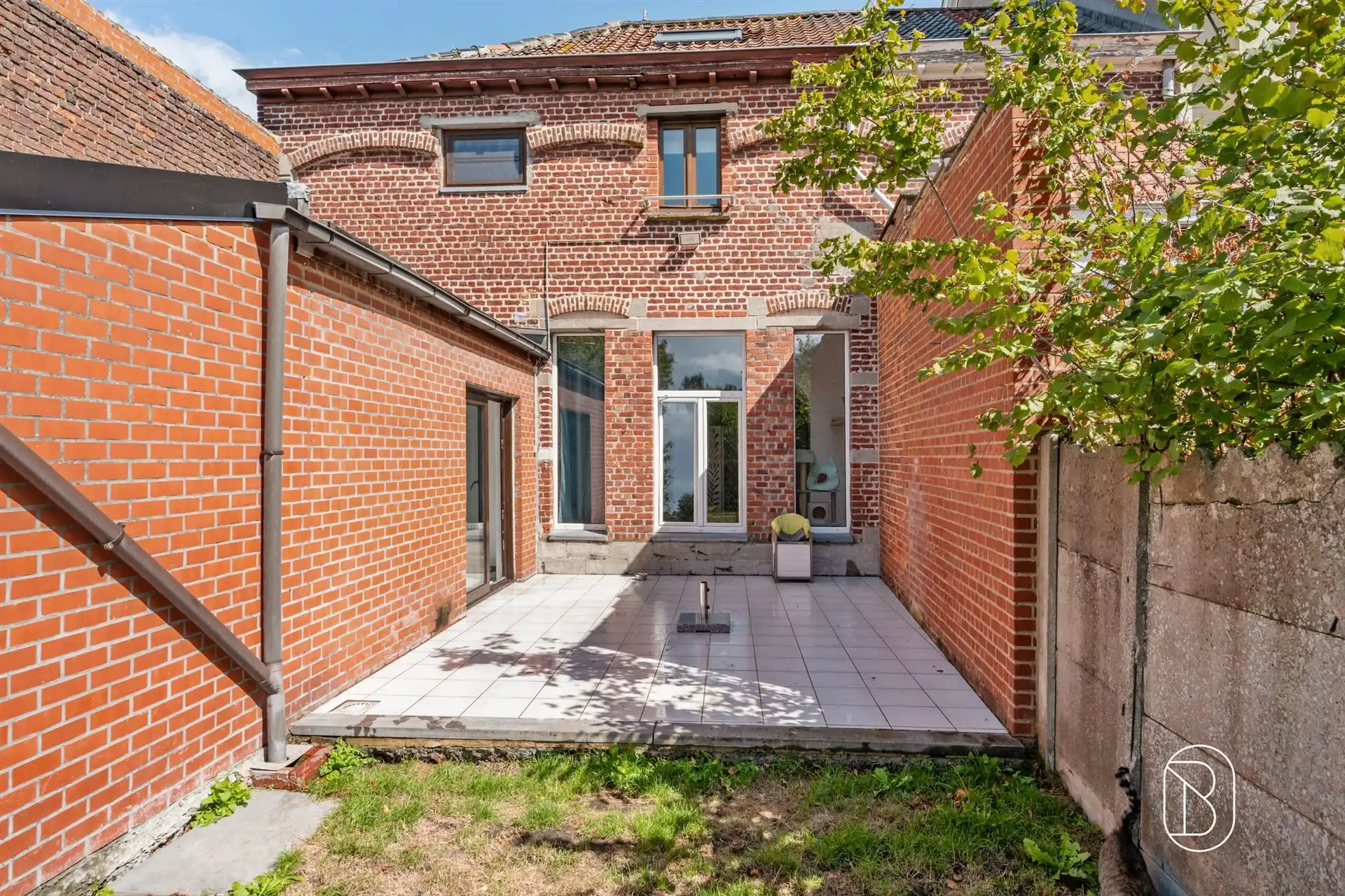 Charmante instapklare woning met 4 slk.  foto 8