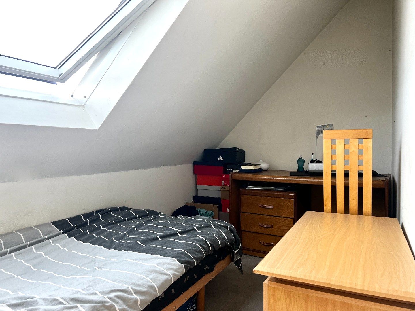 Gezellig duplexappartement met kelderberging en garage, centraal in Stasegem  foto 13